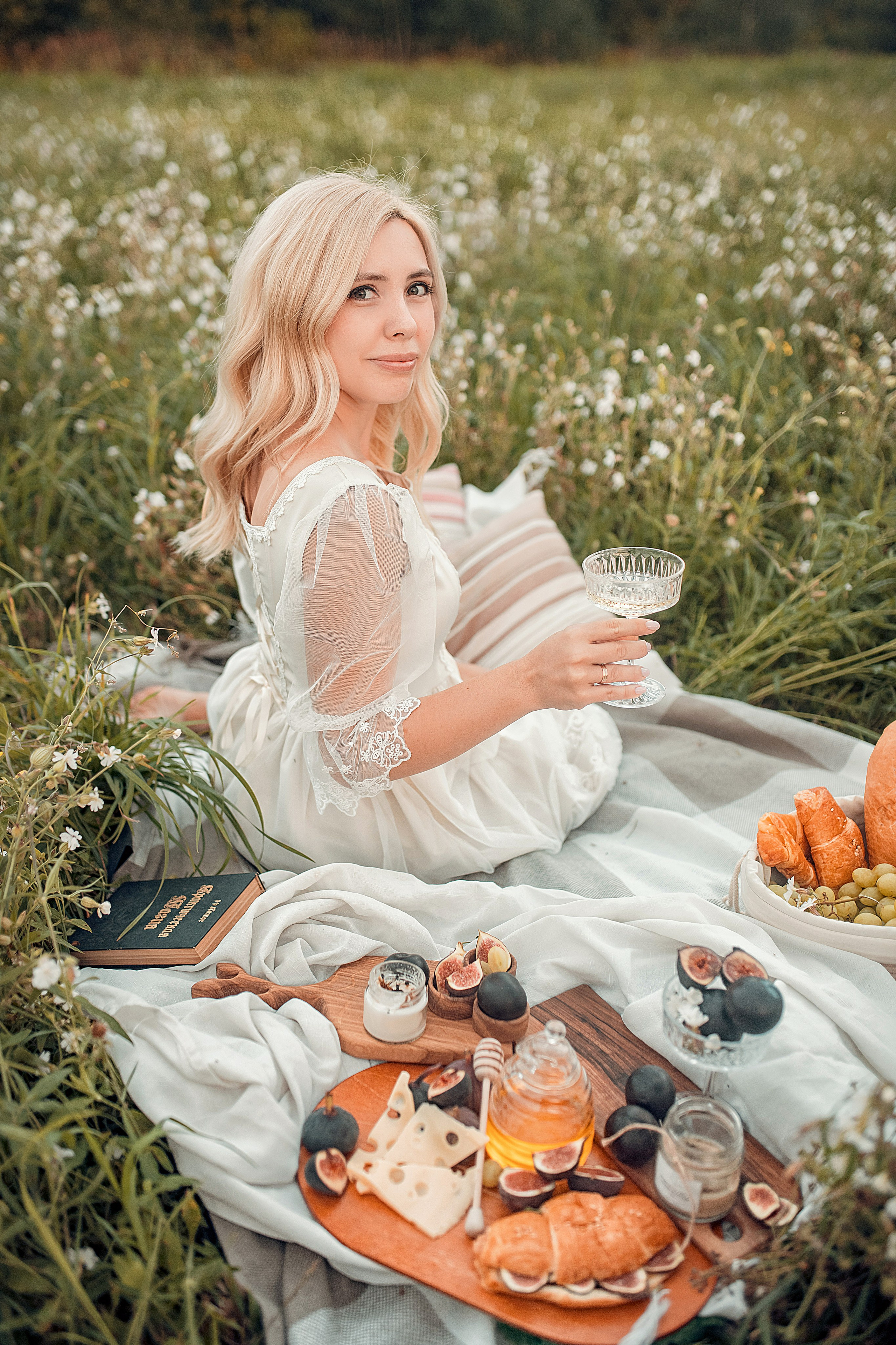 Волшебная поляна цветов. Свадебный, семейный и детский фотограф в Москве и области