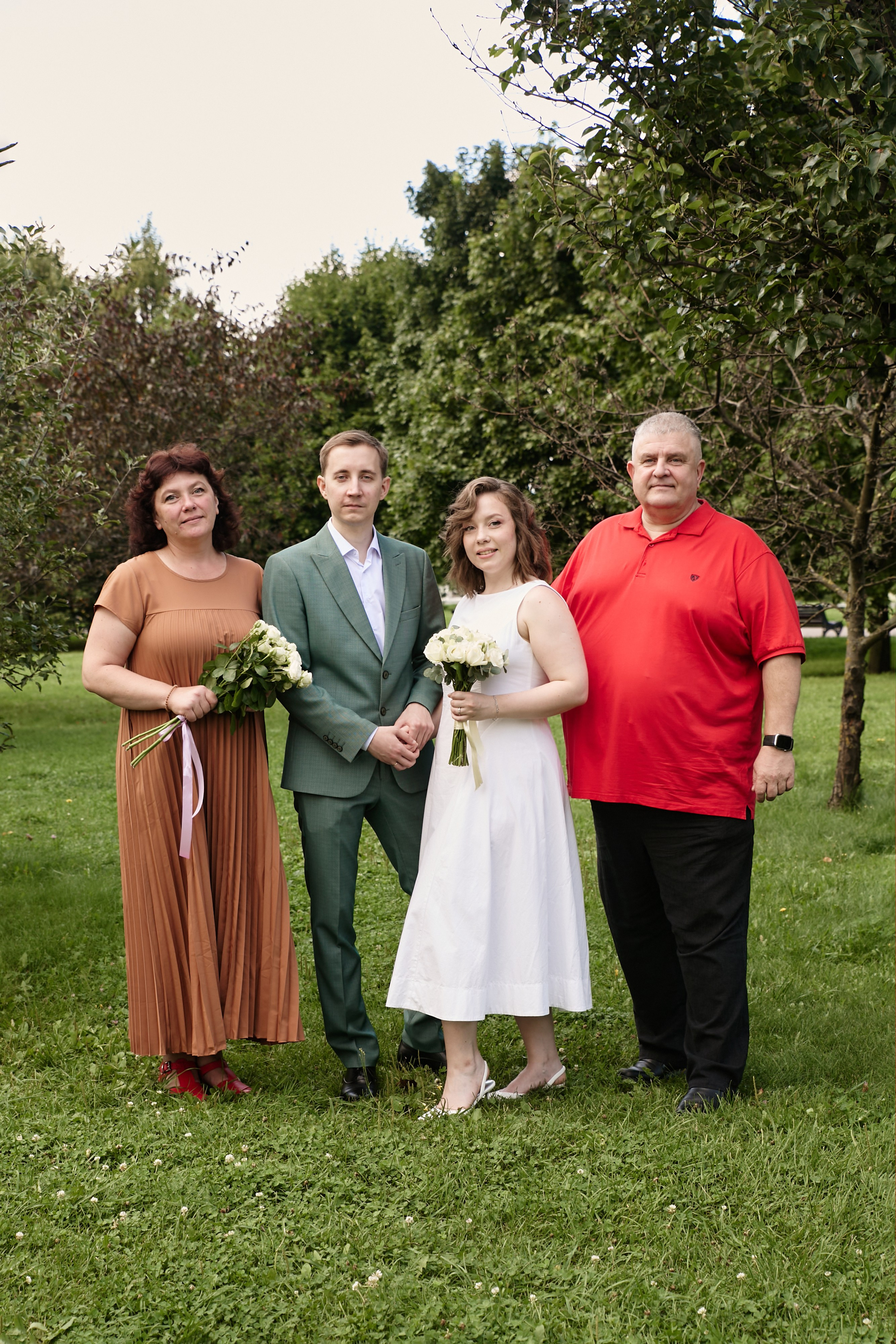 Анонс, свадебная съёмка Александра и Анастасии. Роспить — дворец каря Алексея Михайловича в парке Коломенское, прогулка Коломенское. Фотограф и свадебный фотограф в Москве