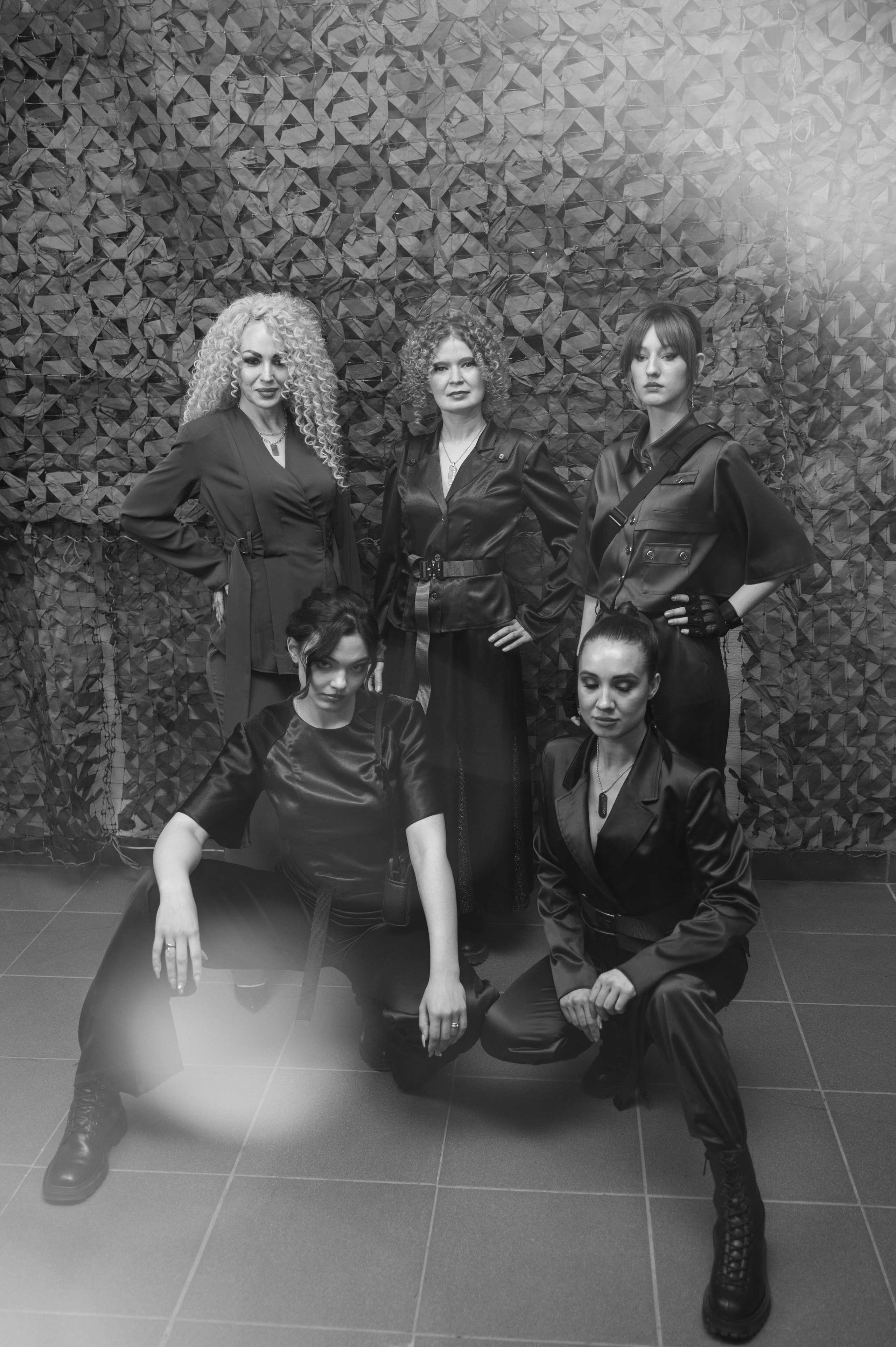 Закрытый показ милитари «Своя трансформация» дизайнера Юлии Бойченко | 24.04.2025. Фотограф в Омске Елизавета Кириллова