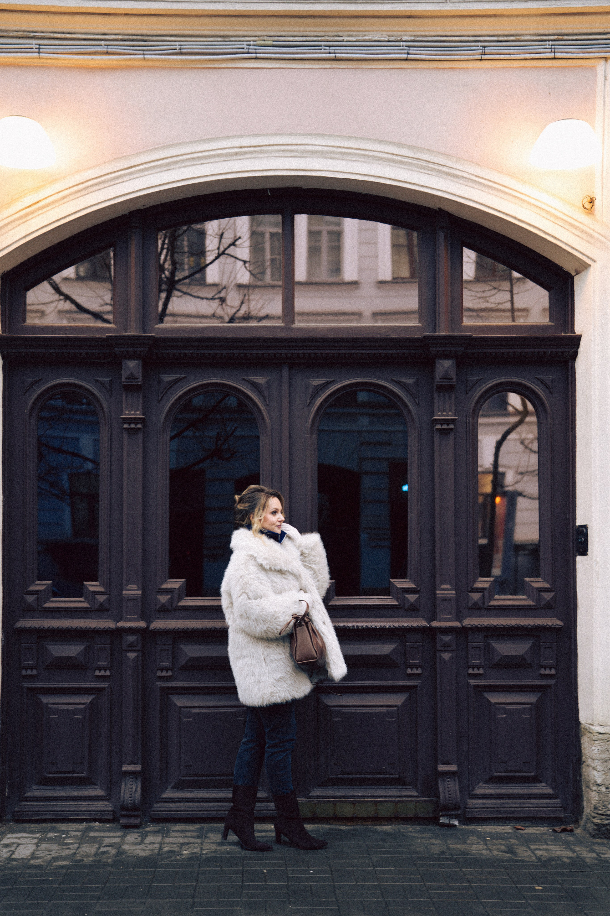 НОВОГОДНЯЯ ФОТОСЕСИИЯ В СТУДИИ ДЛЯ ДЕВУШКИ И ПРОГУЛКА ПО ЧЕРНЫШЕВСКОЙ. Профессиональный фотограф, Санкт-Петербург — Виктория Богомолова