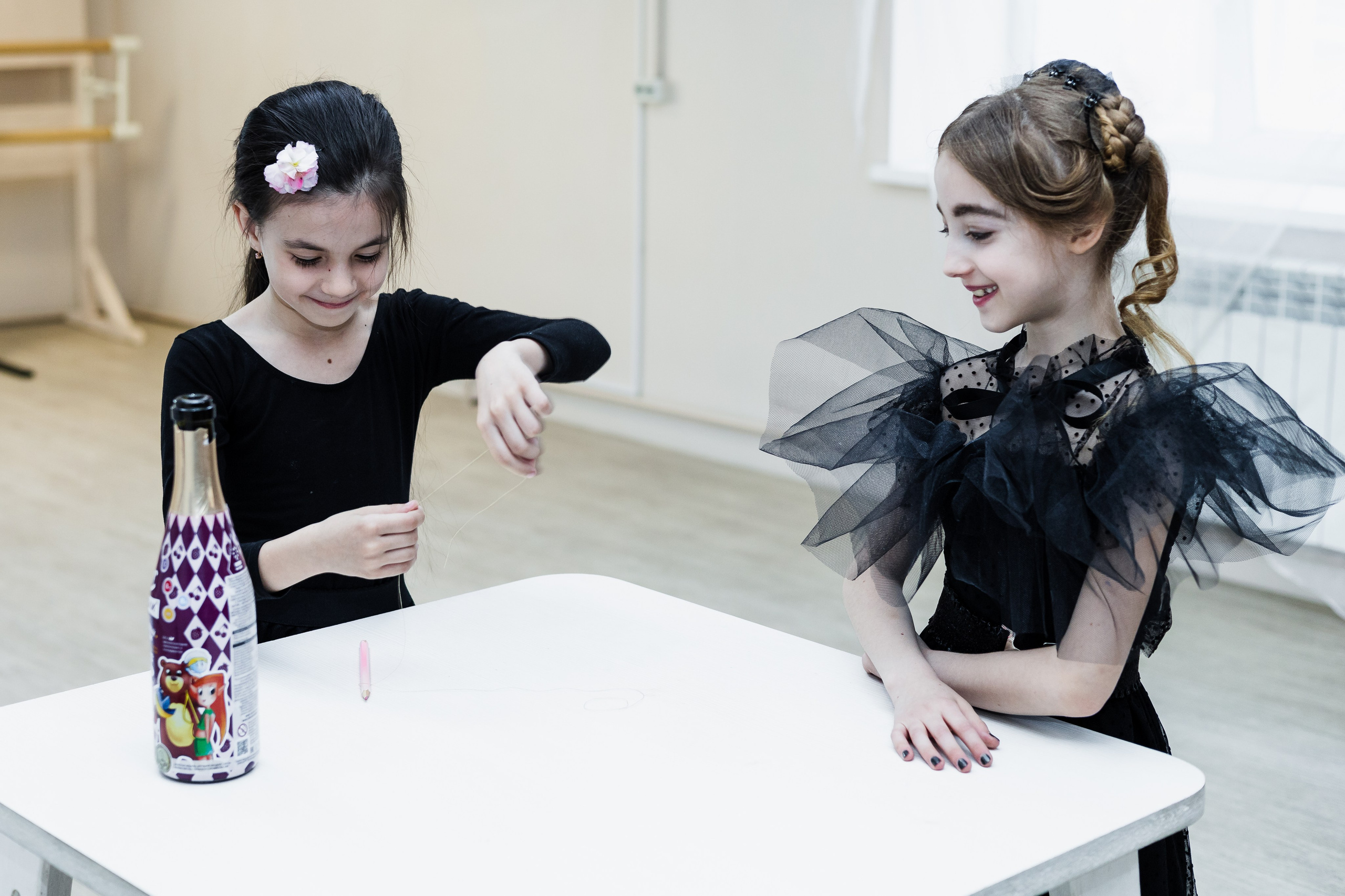 Фееричная вечеринка по мотивам легендарного сериала Wednesday. Школа для девочек во Владивостоке — Само Совершенство