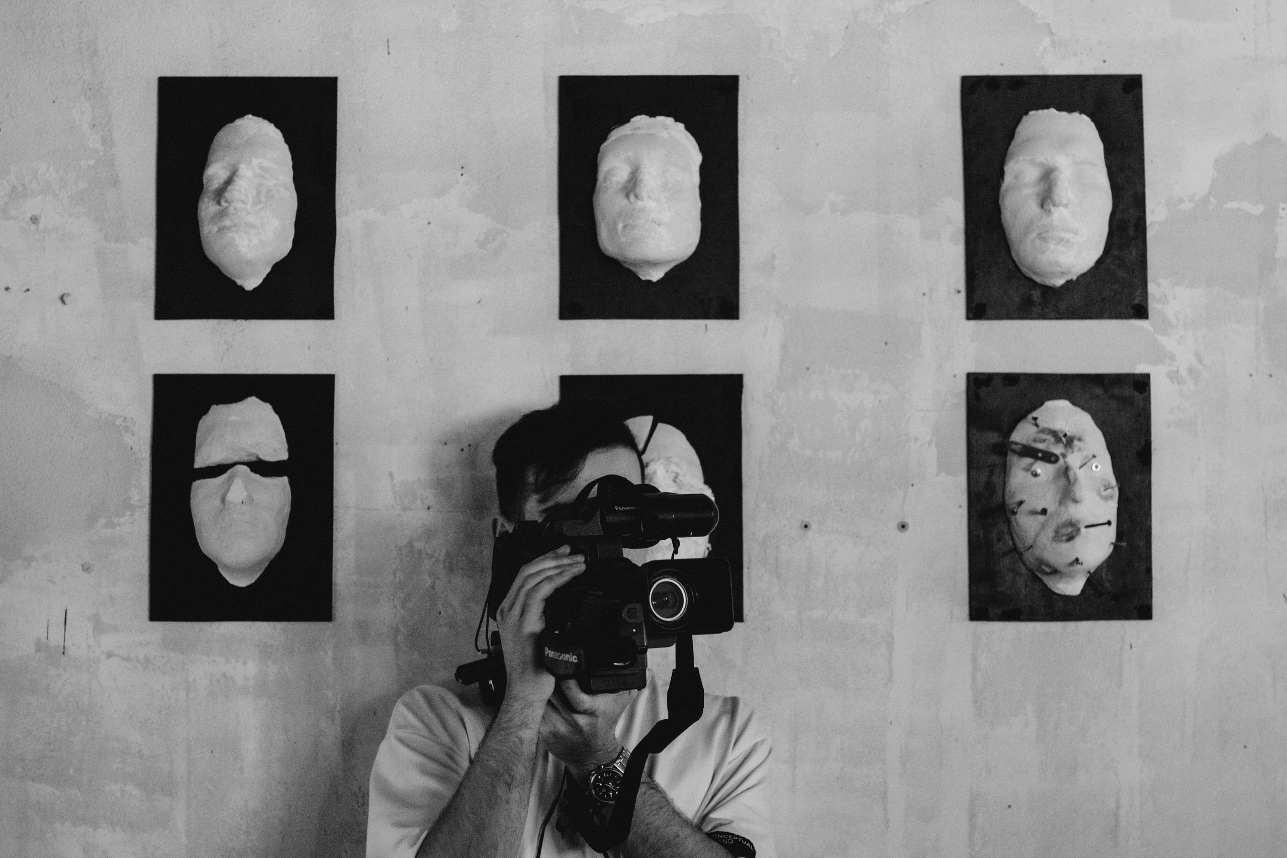 Бильярдная «Крученых» некрореализм. Юля Мурашова портретный и документальный фотограф