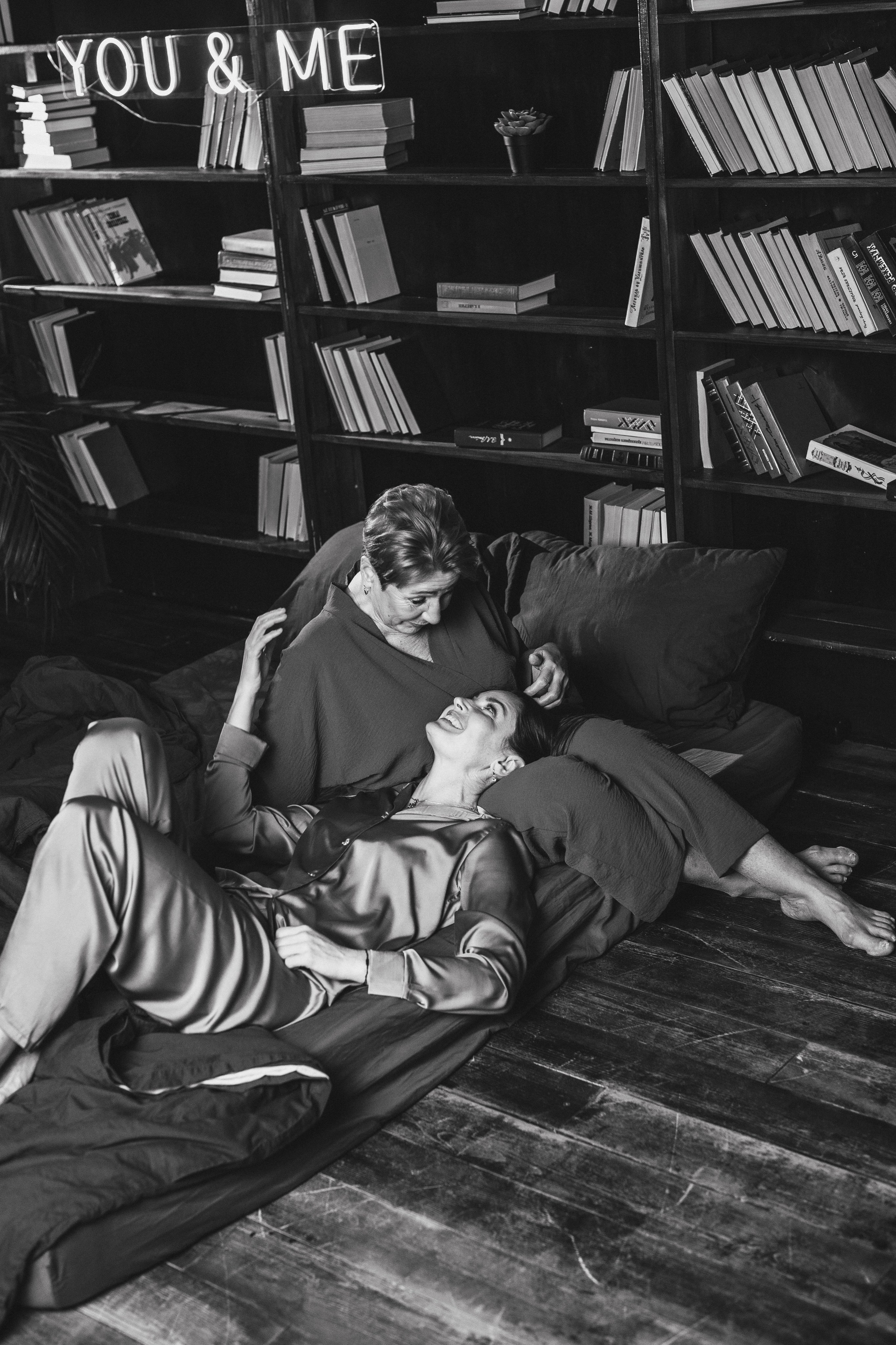 ДВЕ МАМЫ ДВЕ ДОЧКИ И ОДНА БАБУШКА. Семейный фотограф Красноярск