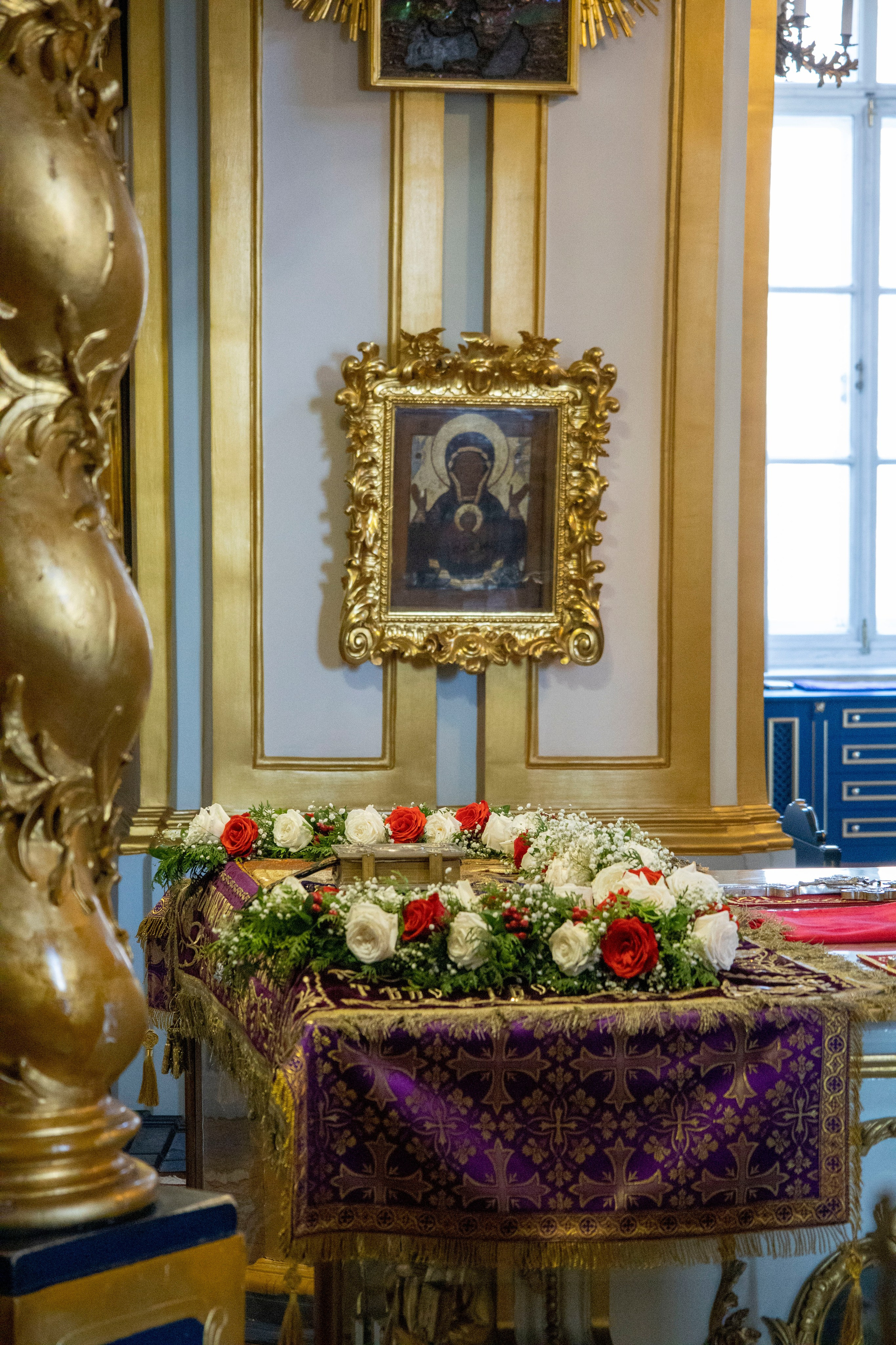 ВЕЧЕРНЯ С ВЫНОСОМ ПЛАЩАНИЦЫ. НИКОЛО-БОГОЯВЛЕНСКИЙ МОРСКОЙ СОБОР