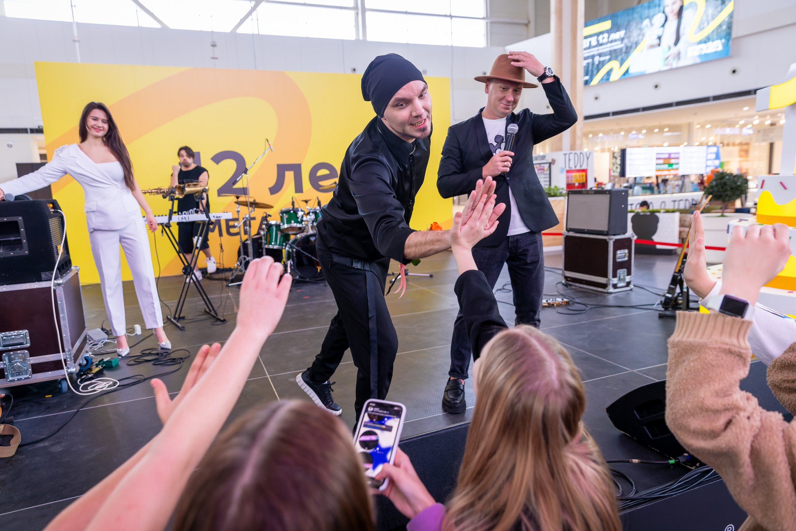 Фото отчет с мероприятия ТЦ Мега 12 лет. Фотограф в Самаре Максим Тырин