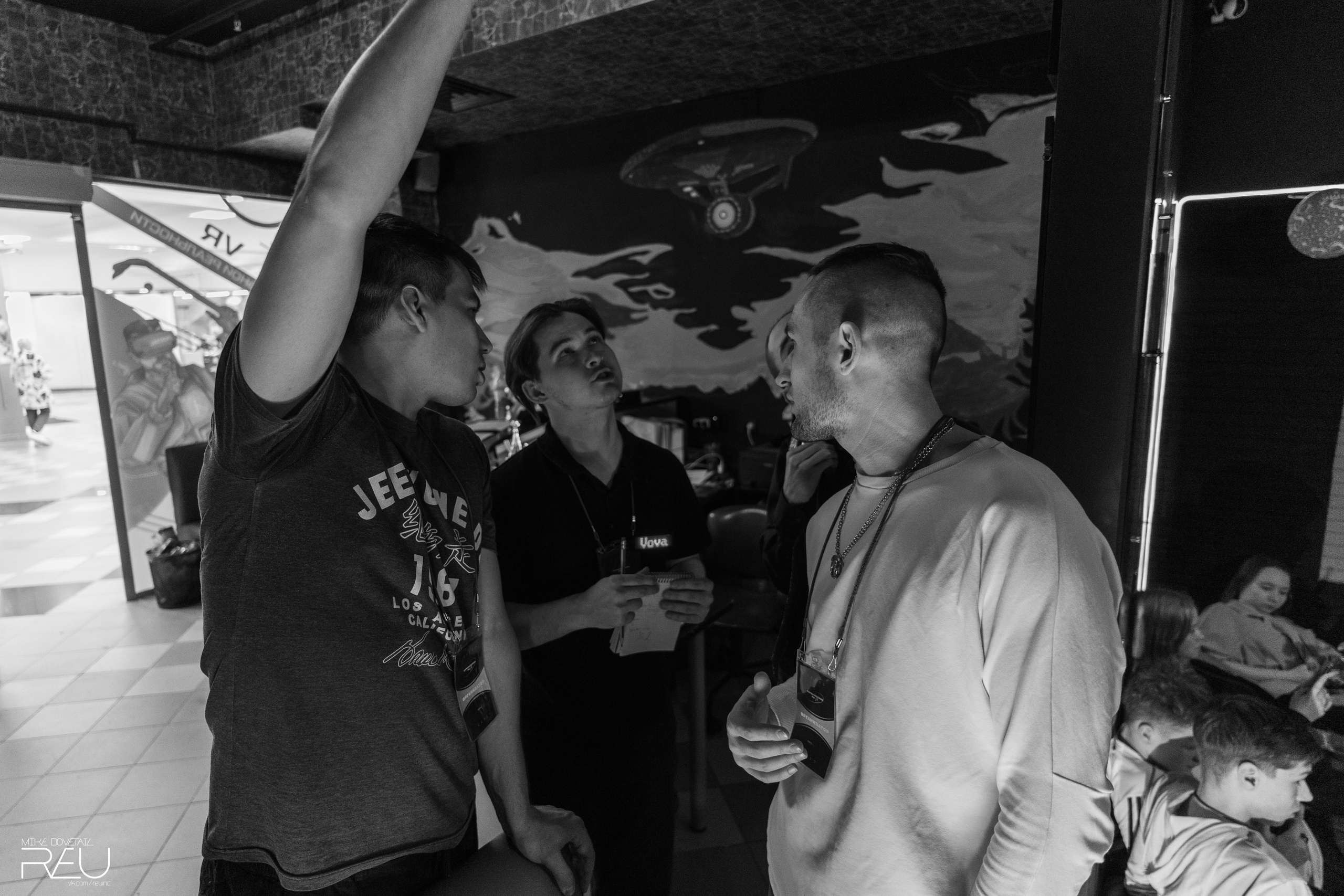 ТУРНИР ПО VR. Mike Dovetail | Портретный и репортажный фотограф