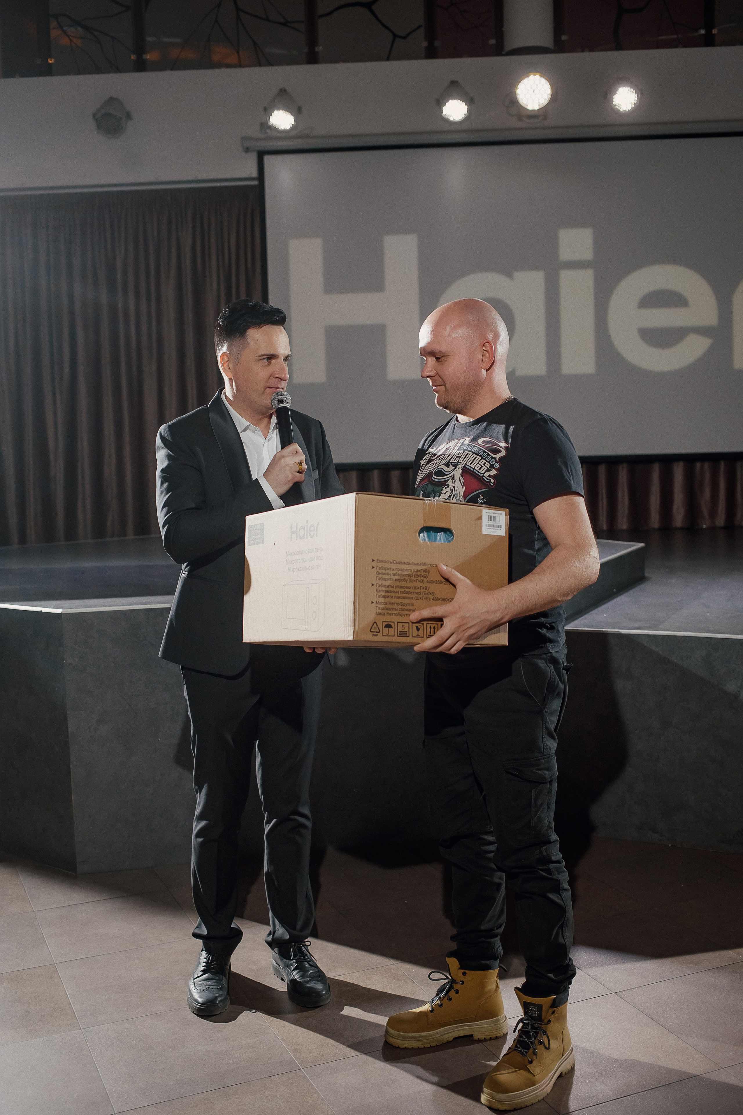 Haier. Свадебный фотограф