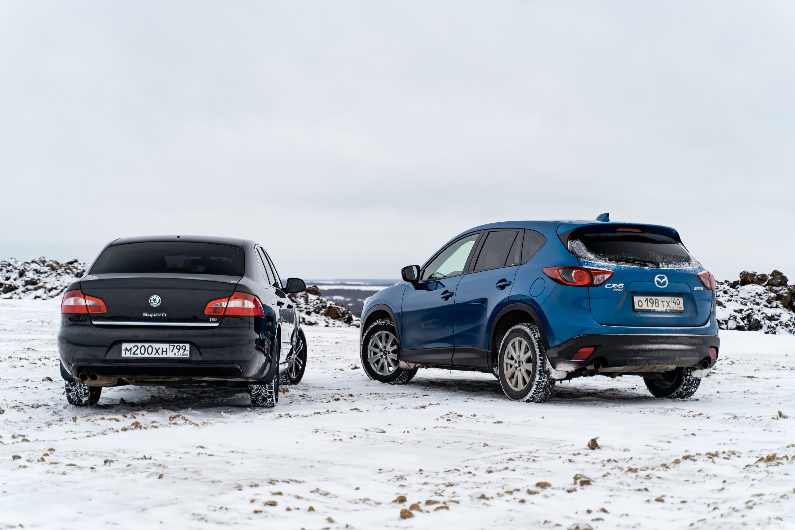 Mazda CX-5 and Skoda Superb. Vlad Trykov