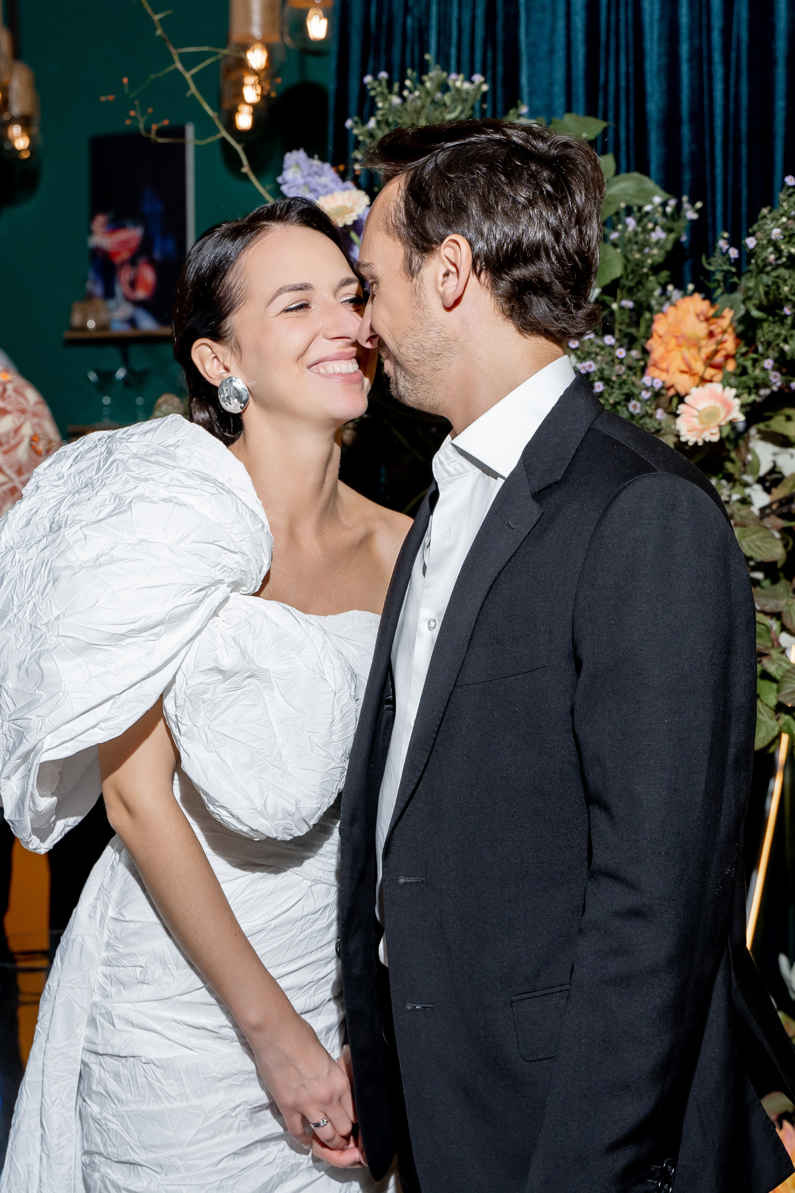 Репортаж мероприятия, репортажная съемка в Москве и Московской области, фотограф на мероприятие, фотосъемка юбилея, репортаж свадьбы, event, фотосессия на фотозоне, фотограф на юбилей, фотограф на день рождения, репортажный фотограф, съемка мероприятия, съемка на фотозоне, фотограф на корпоратив, фотограф на свадьбу, фотограф на детский праздник, фотограф на выпускной. Свадебный репортаж в лофте.