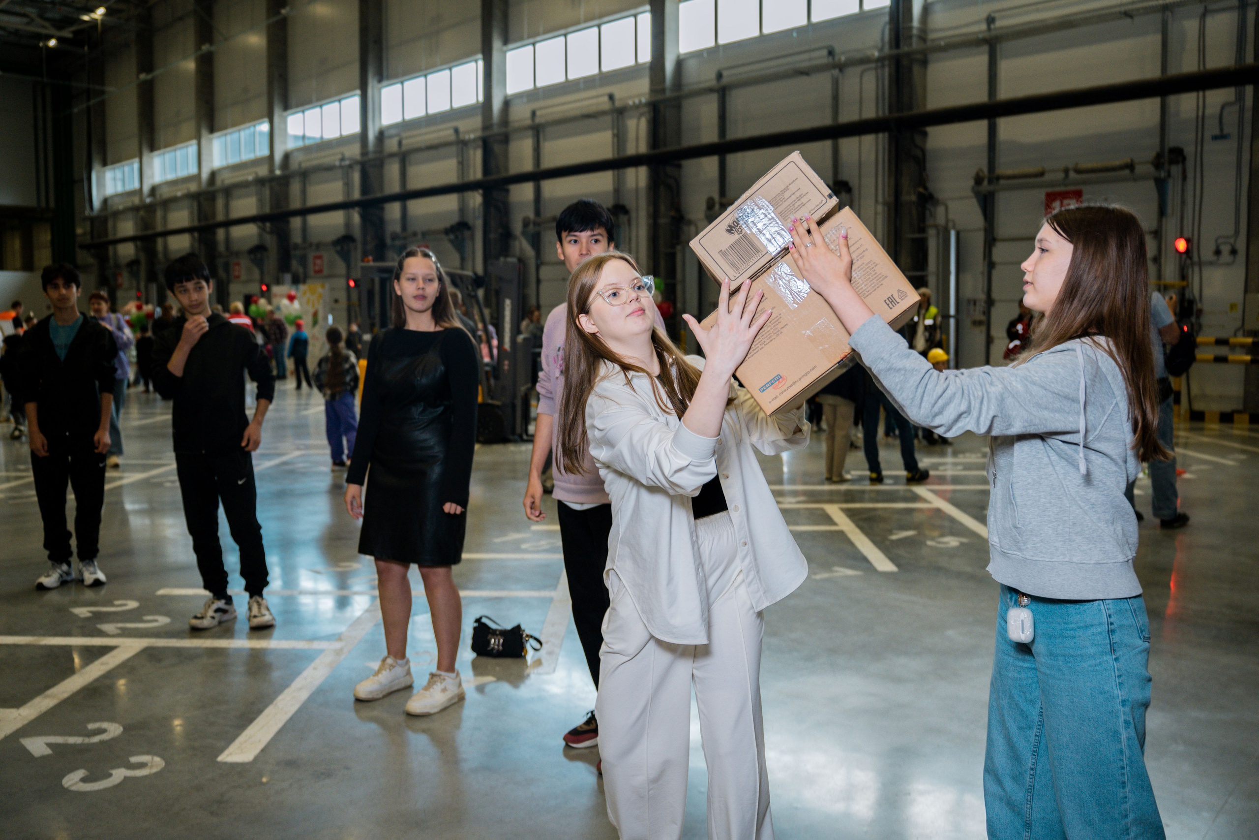 День детей в Пятерочке. Видеограф и Фотограф в Челябинске Ксения и Владимир Рюмины