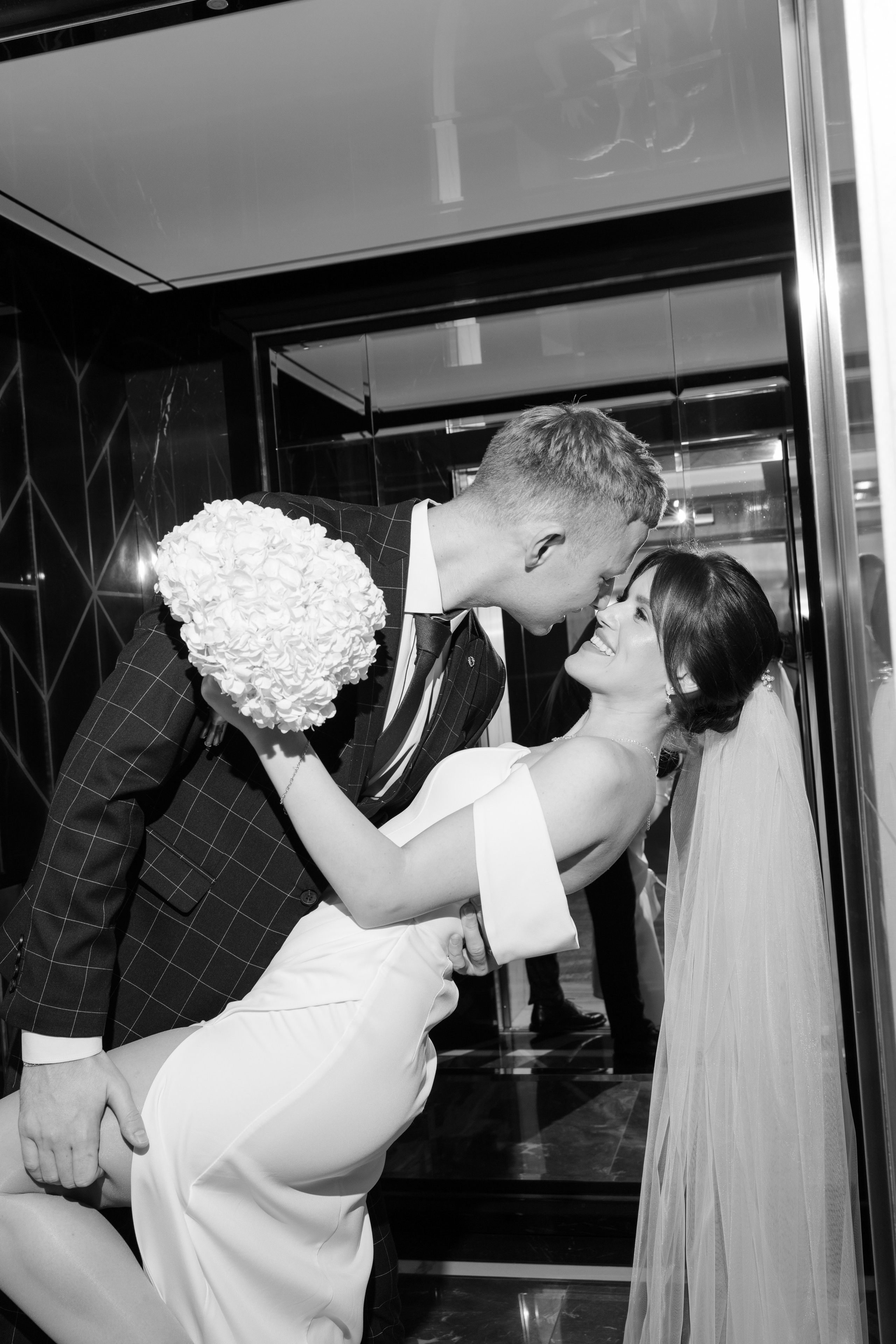 Роман и Ксения. Свадебный фотограф в Самаре Виденмаер Евгения