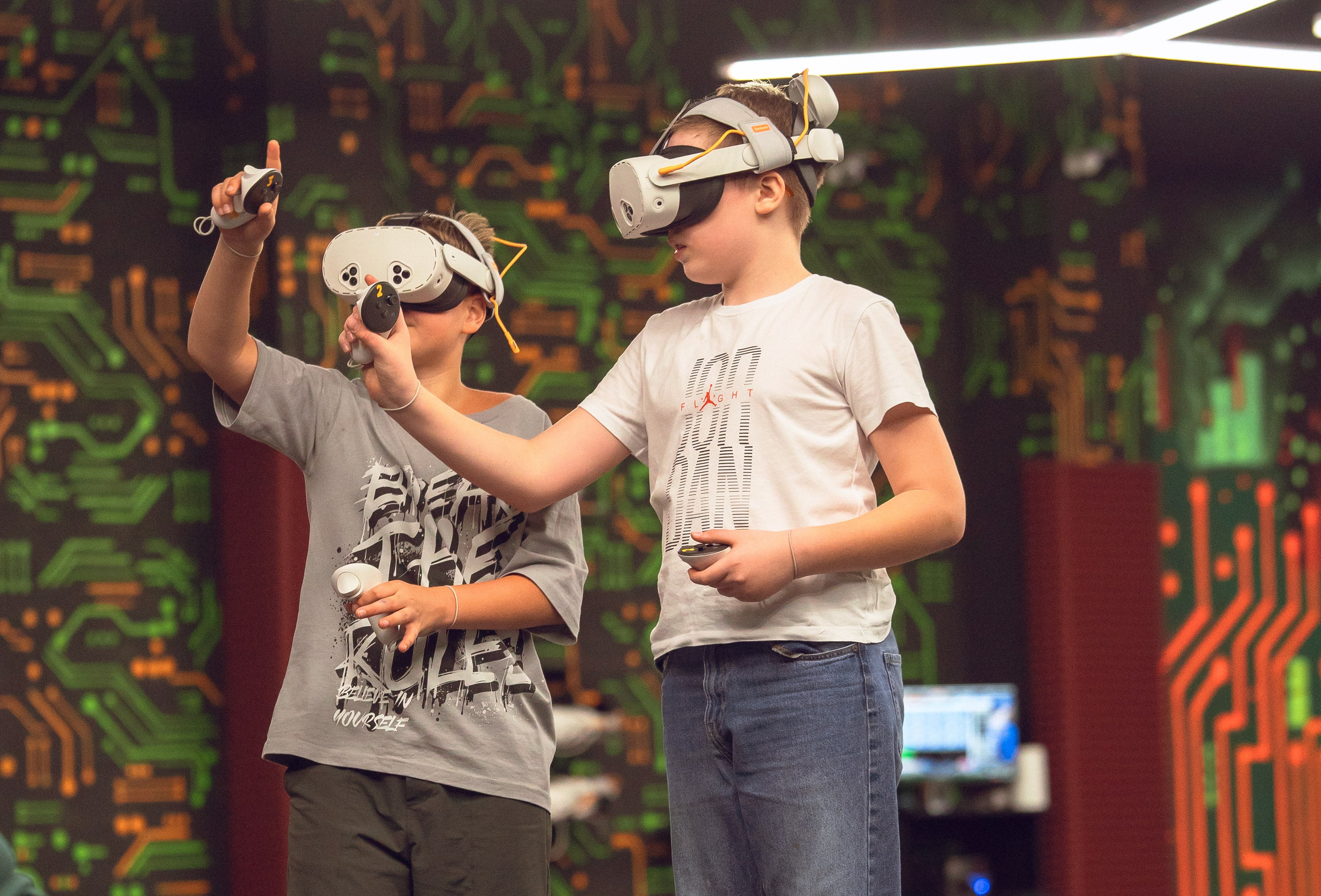 VR «Нереальность». Крамер Юлиана детский и семейный фотограф