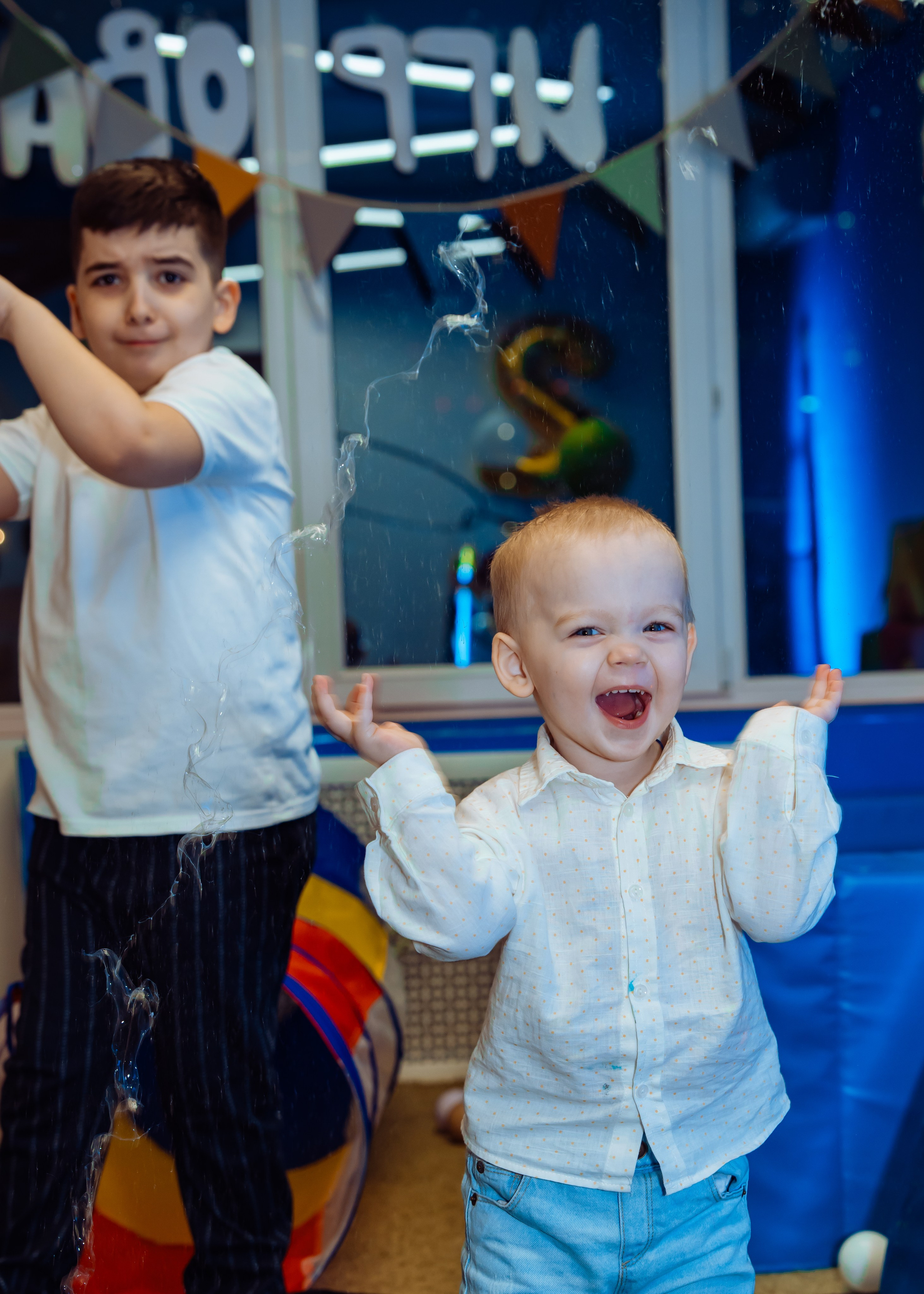 Карамелька в гостях у Романа. Крамер Юлиана детский и семейный фотограф