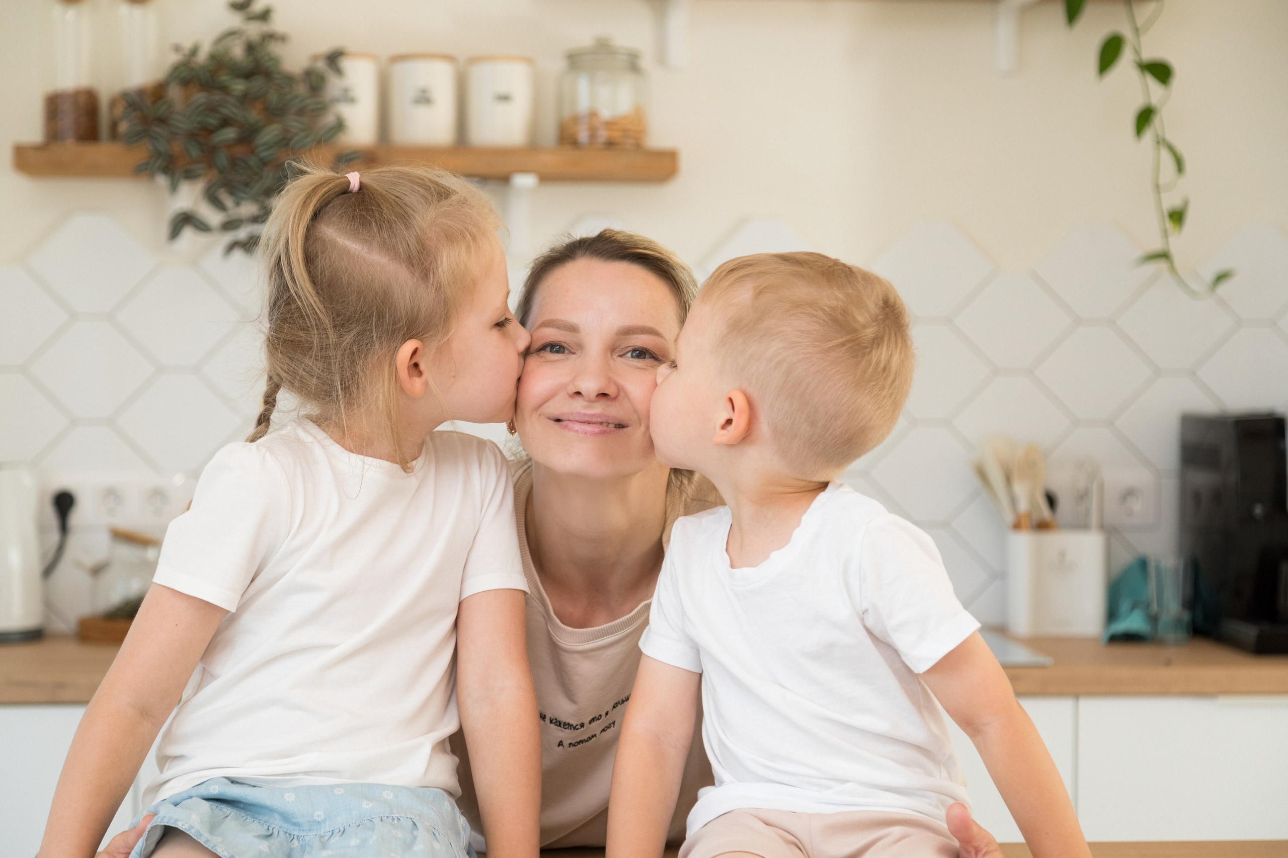Семейная фотосессия дома. Детский и контент фотограф Надя Волкова Санкт-Петербург