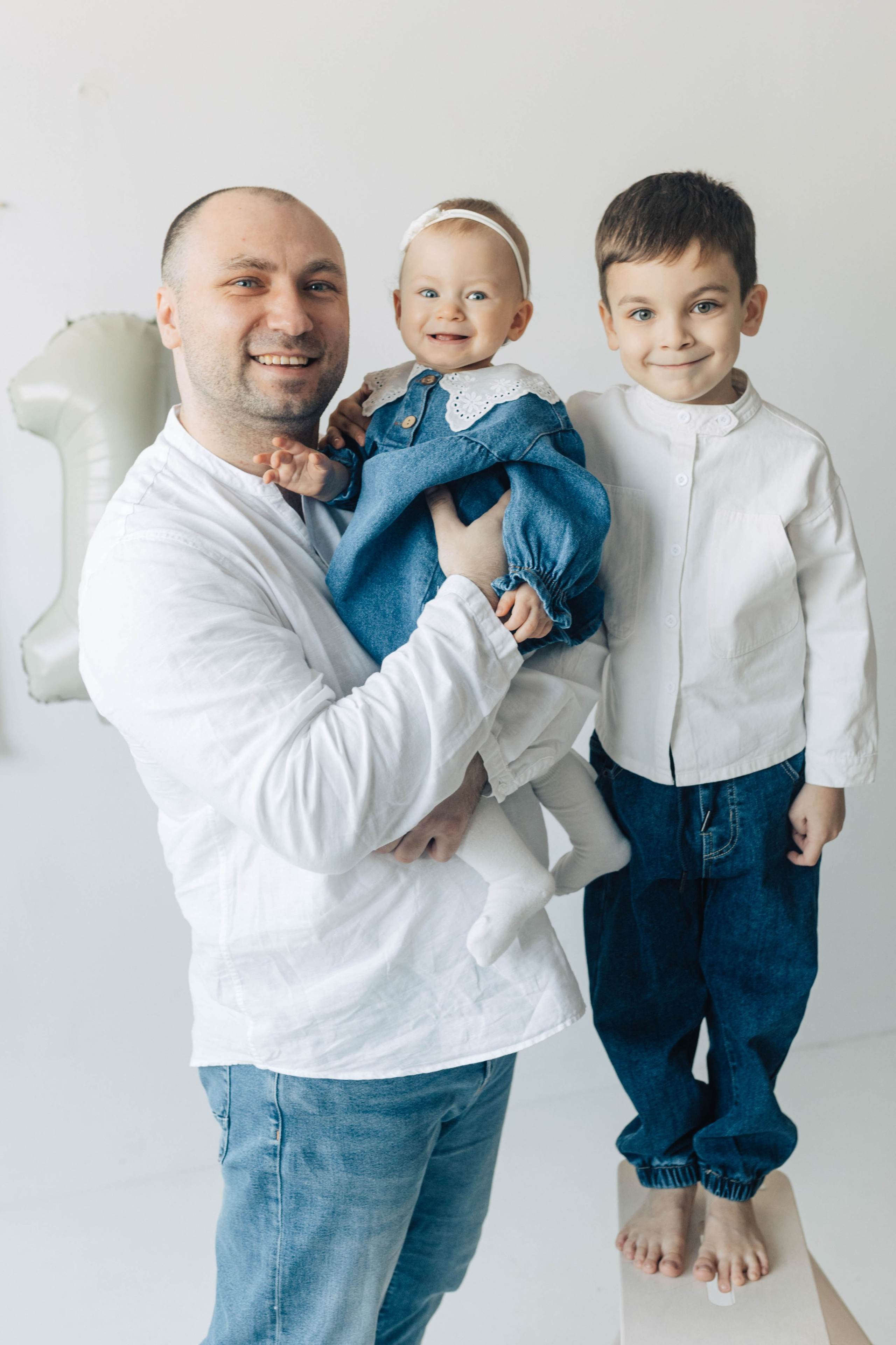 Семейные фото на годиках. Фотограф новорожденных Серпухов, Протвино, Москва I Марина Бурмистрова