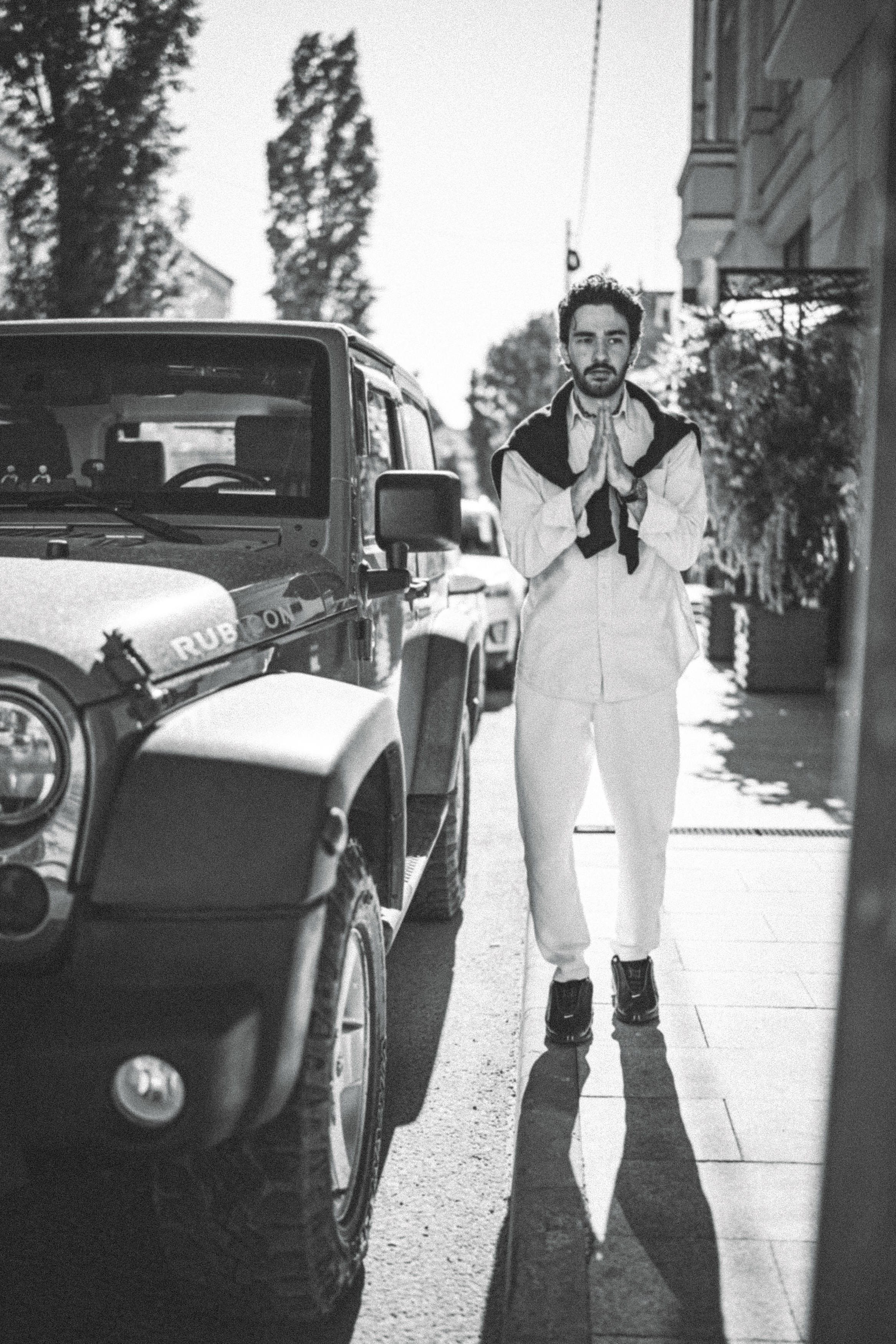 Николос. Zekons. Фото, видео, нейросети