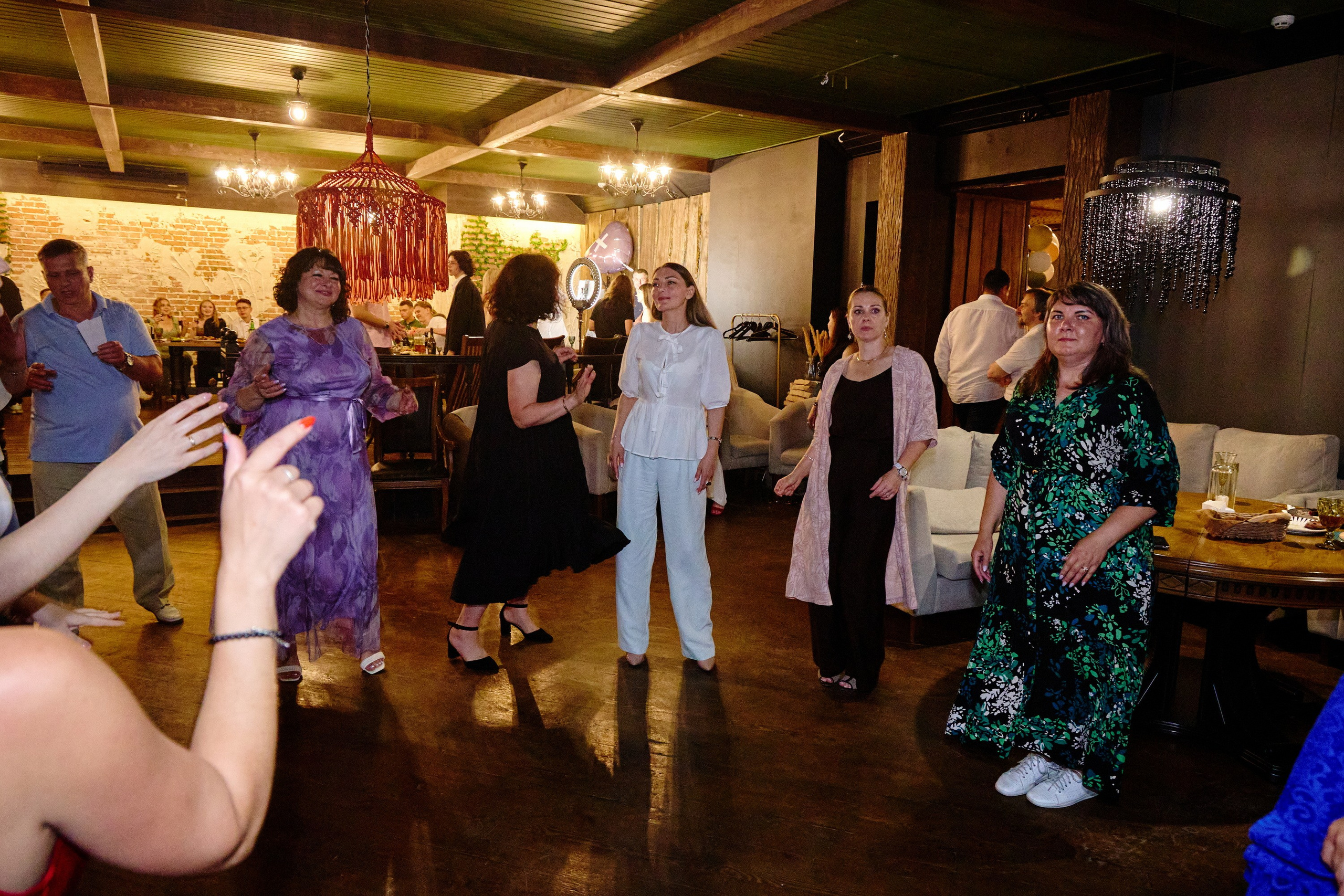 Выпускной 35 Сош. Фотограф Выпускные альбомы Таганрог Сергей Коробченко