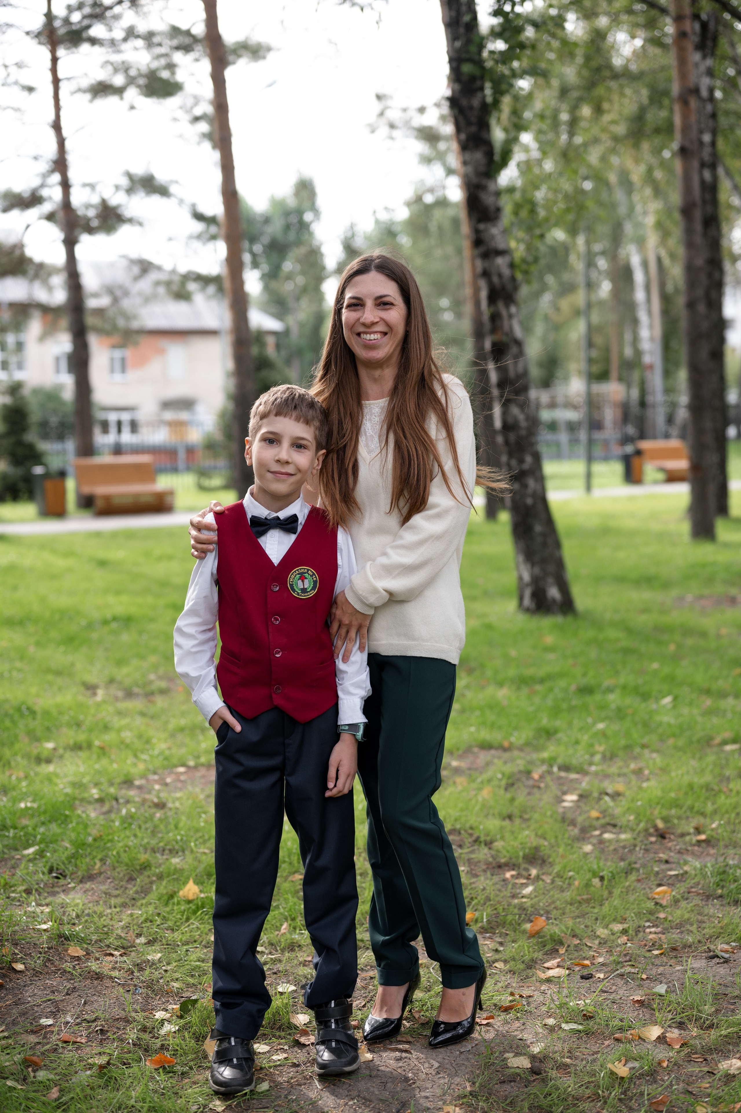 1 сентября 16 гимназия 2 класс (линейка + в классе+ на улице). Фотограф новорожденных, семейный детский в Тюмени Татьяна Морозова