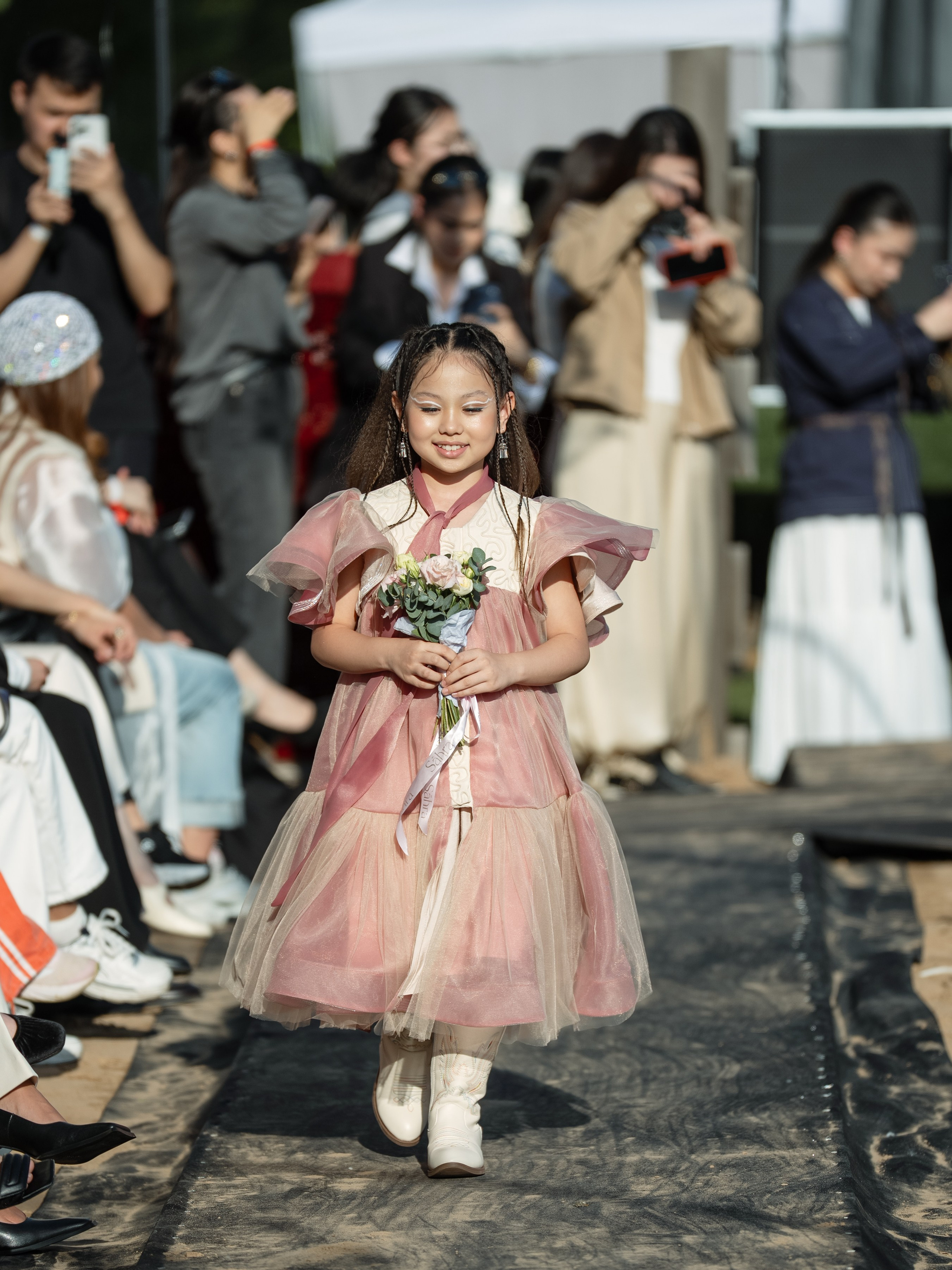 Brand Darideiya. Сайт Алматинского НЮ АРТ, будуар и фэшн фотографа Дениса Карпенко