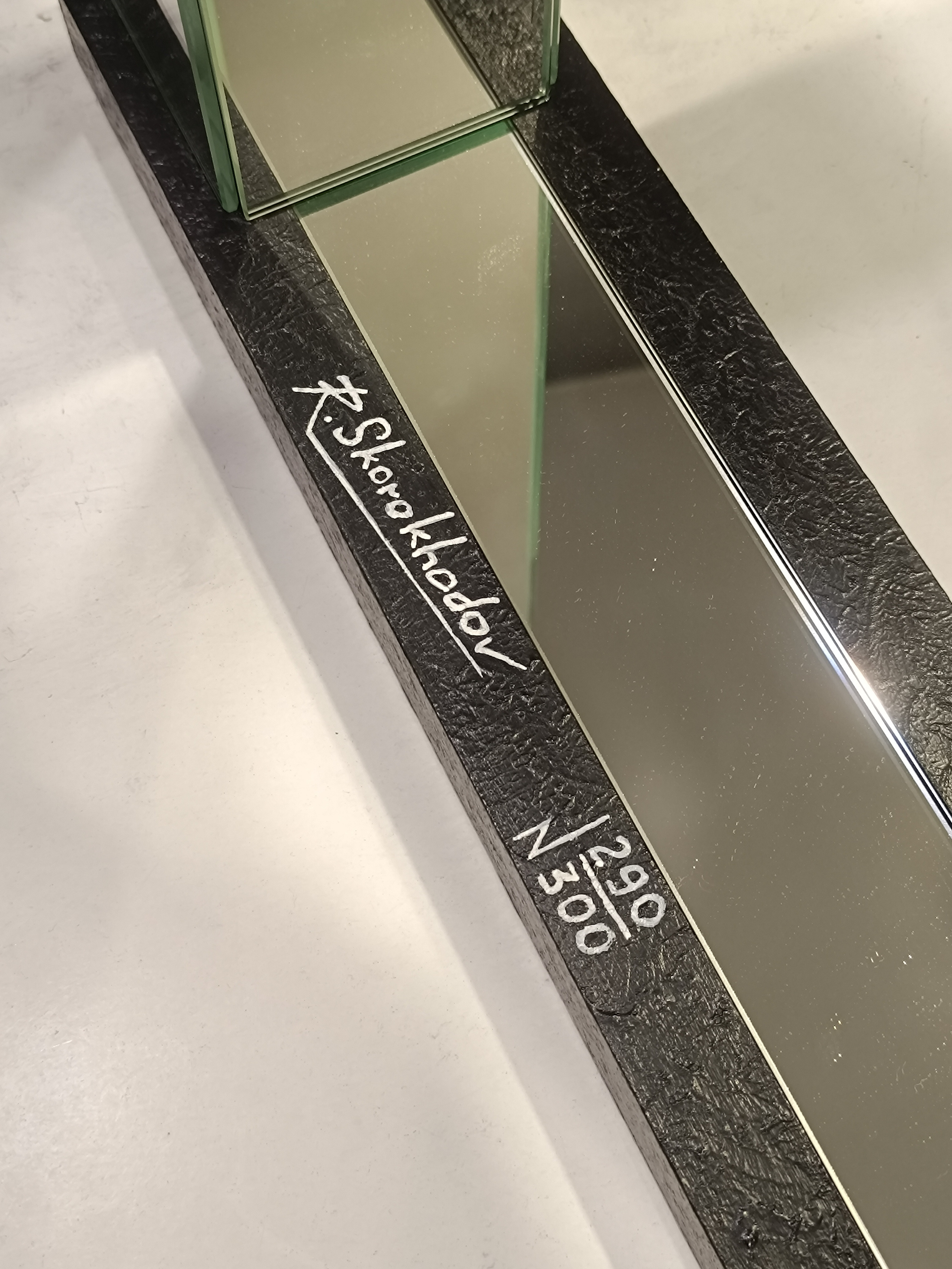 290_CRYSTAL. Светильники Романа Скороходова