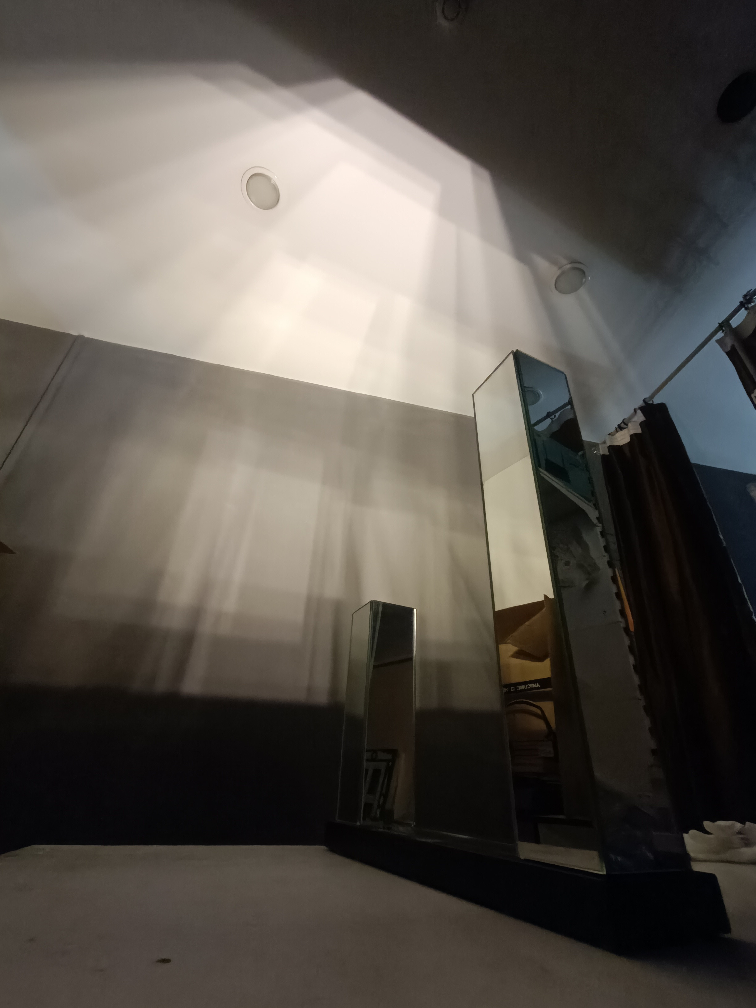 290_CRYSTAL. Светильники Романа Скороходова