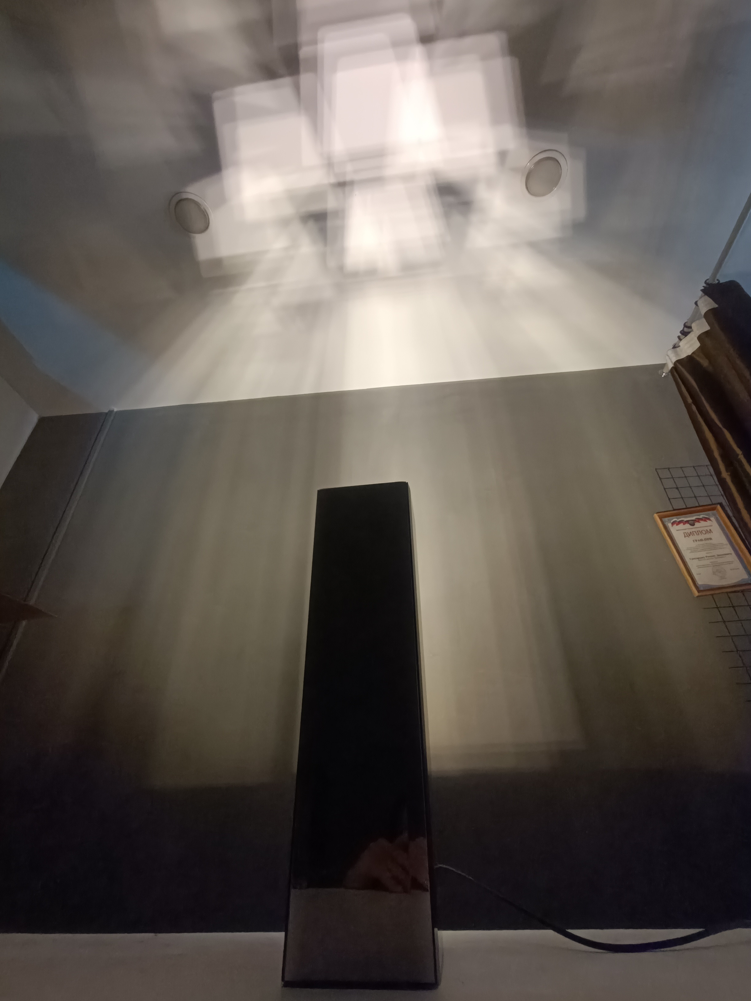 291_TOWER. Светильники Романа Скороходова