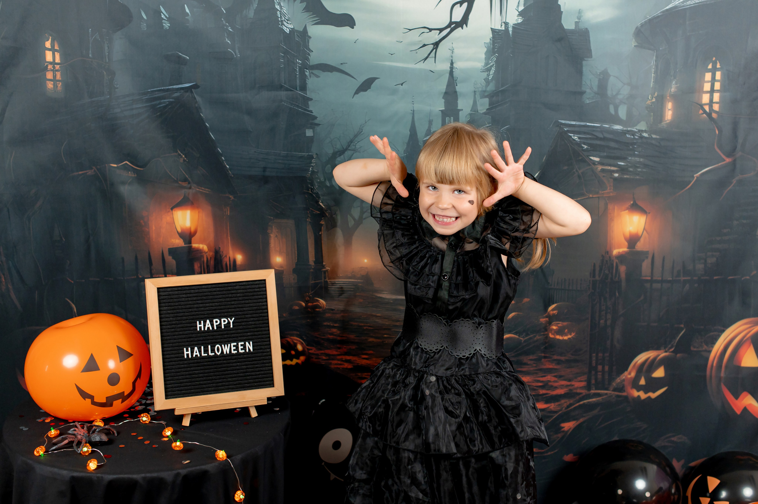 Halloween. Детский и семейный фотограф Эльмира Веселова. Детская фотостудия Мира. Фотосессия на годик