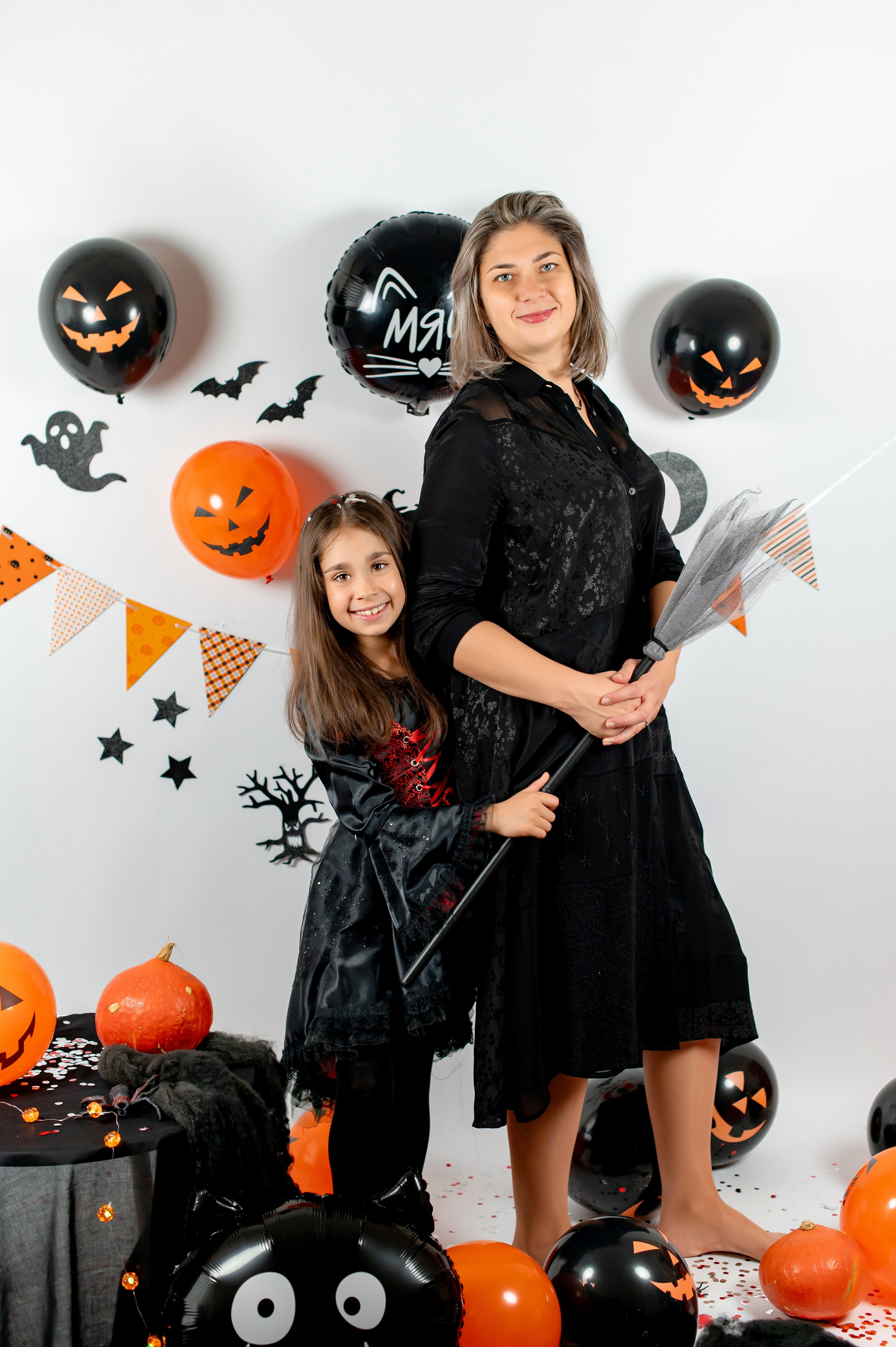 Halloween. Детский и семейный фотограф Эльмира Веселова. Детская фотостудия Мира. Фотосессия на годик
