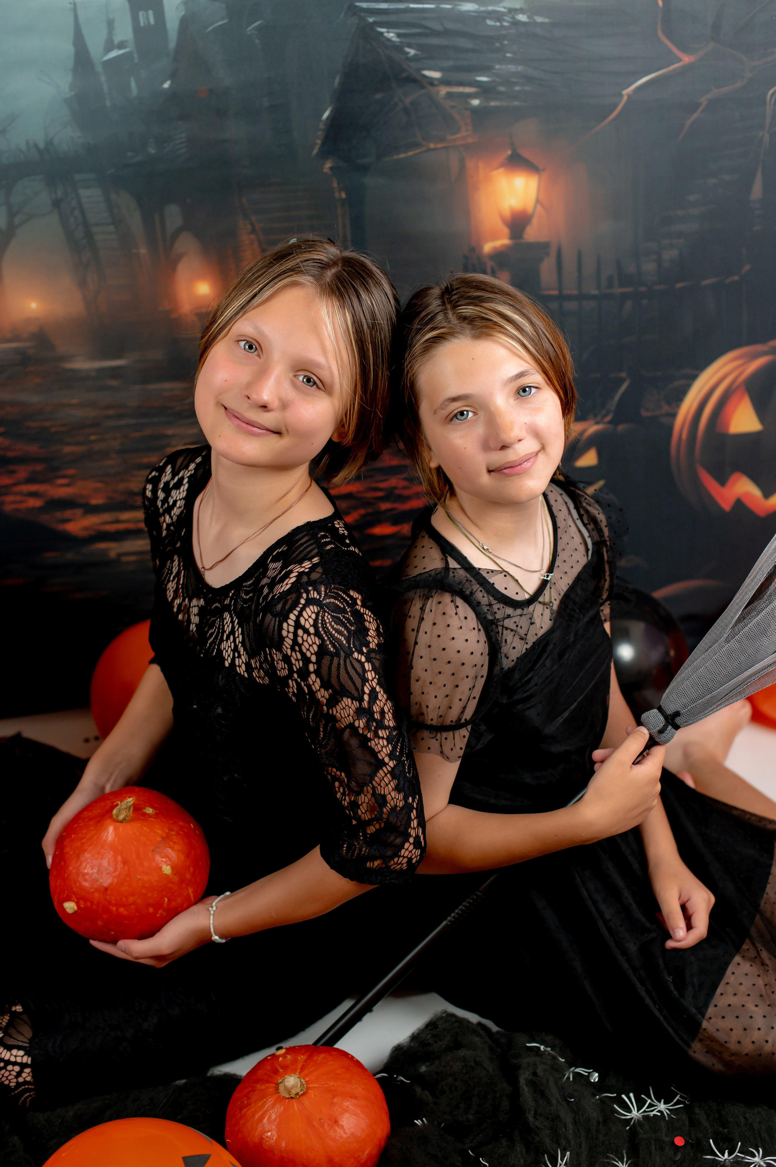 Halloween. Детский и семейный фотограф Эльмира Веселова. Детская фотостудия Мира. Фотосессия на годик