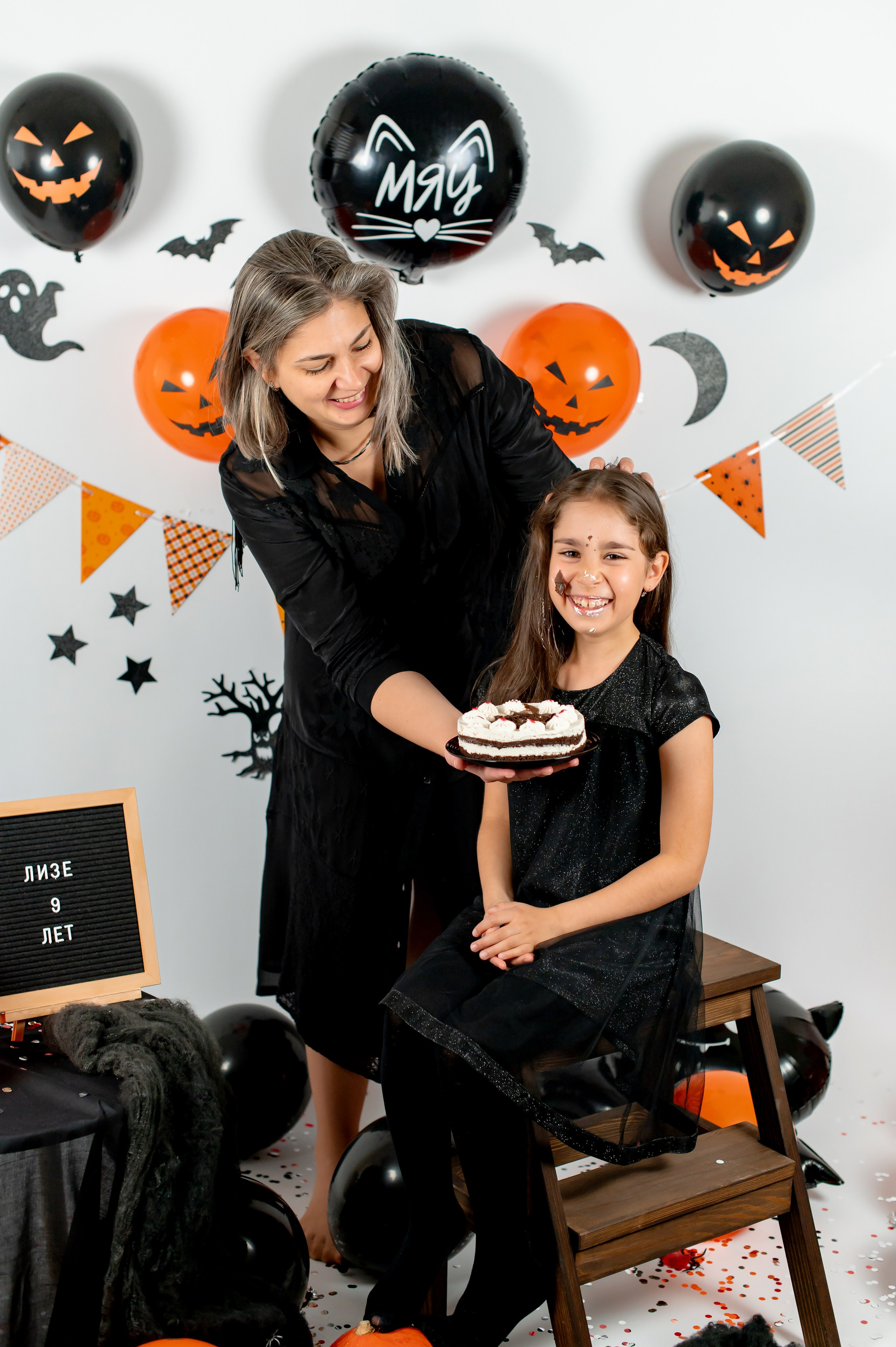 Halloween. Детский и семейный фотограф Эльмира Веселова. Детская фотостудия Мира. Фотосессия на годик