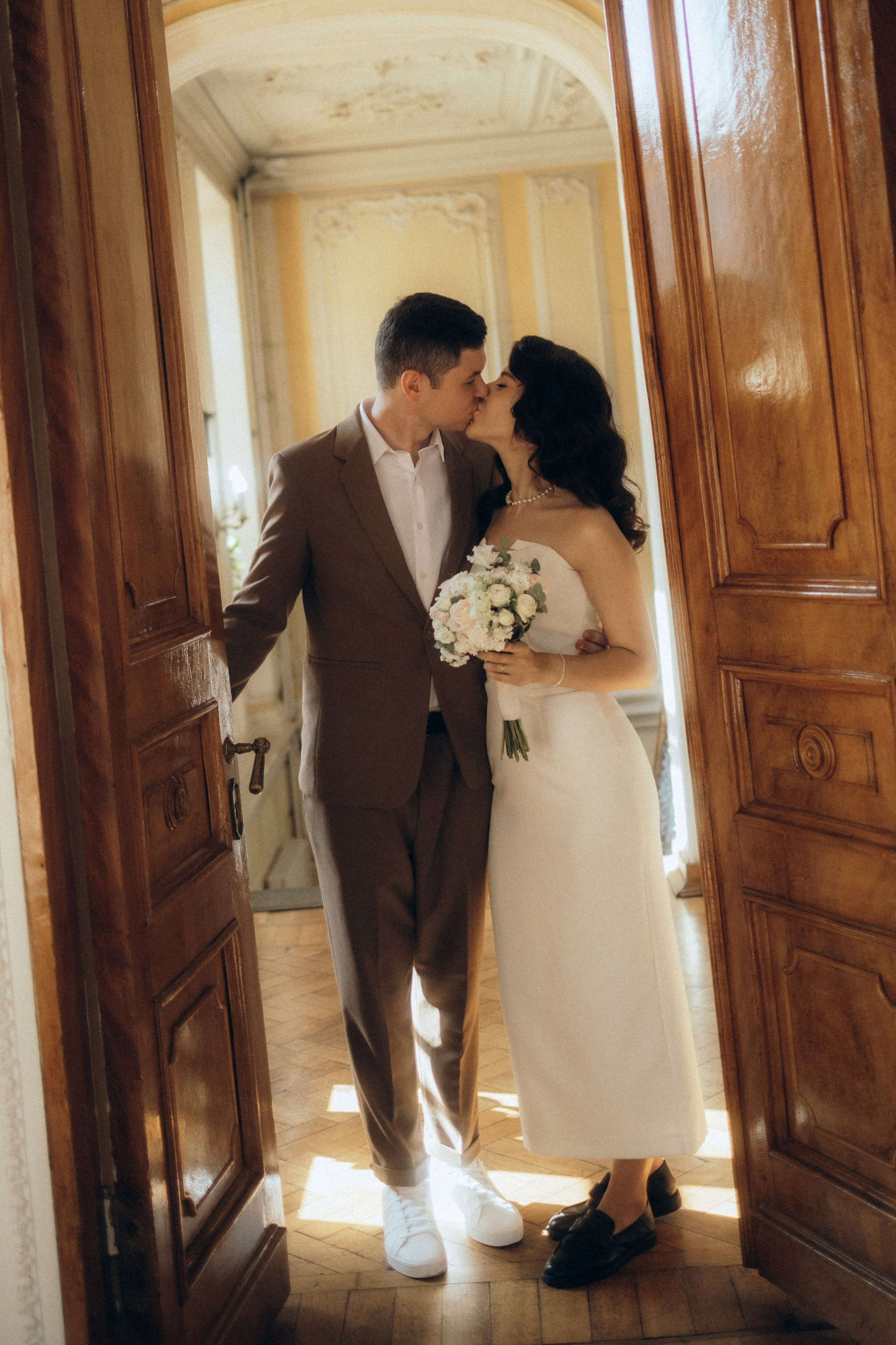 Роман и Анастасия, роспись в Библиотеке-читальне им. Пушкина. Свадебный и портретный фотограф в Москве Кристина Золотова