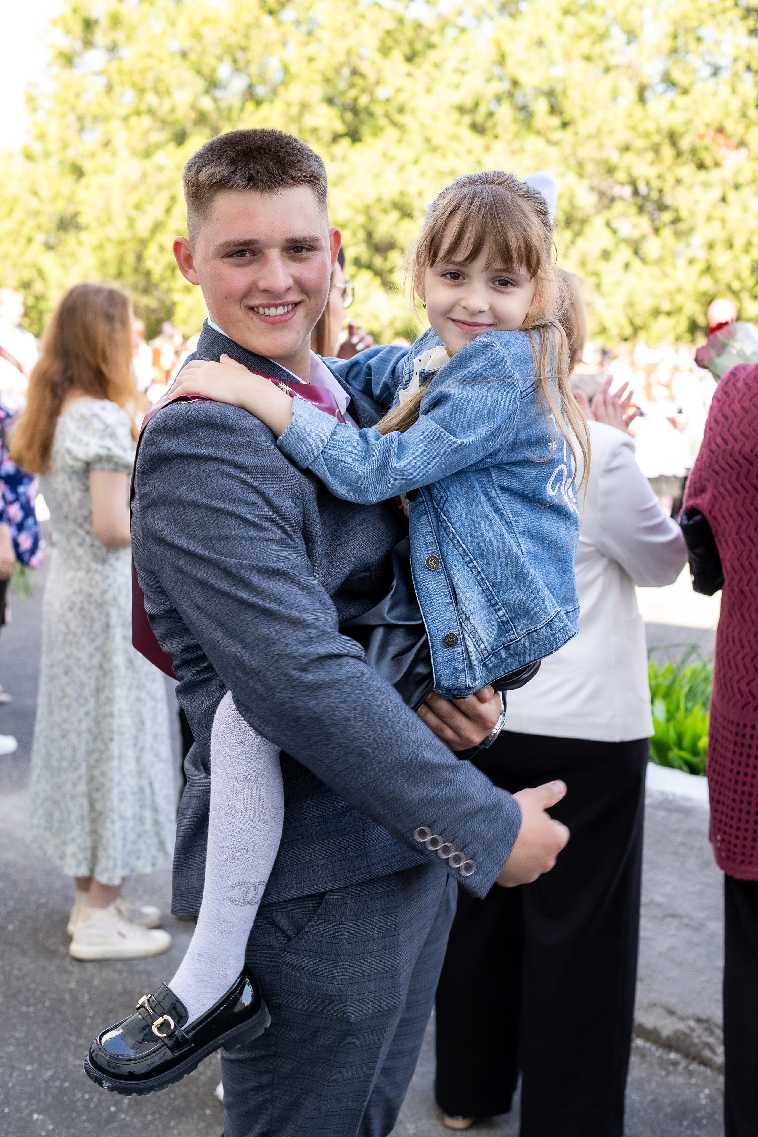 Последний звонок. Выпускные альбомы Майкоп, Краснодар Елена Золотарева