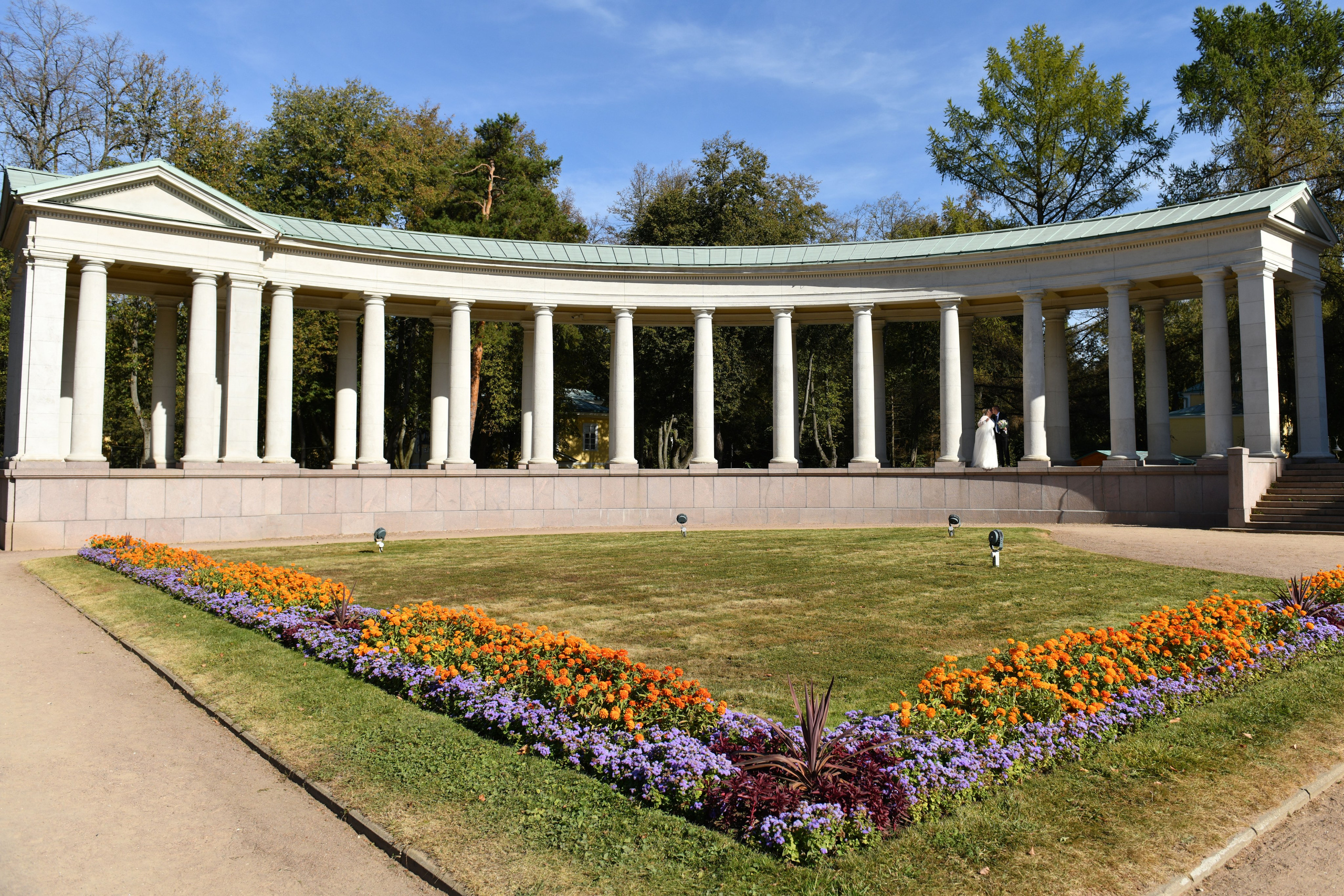 Анастасия и Максим. Регистрация и прогулка в усадьбе Архангельское. Свадебный и портретный фотограф в Москве Галина Борисова