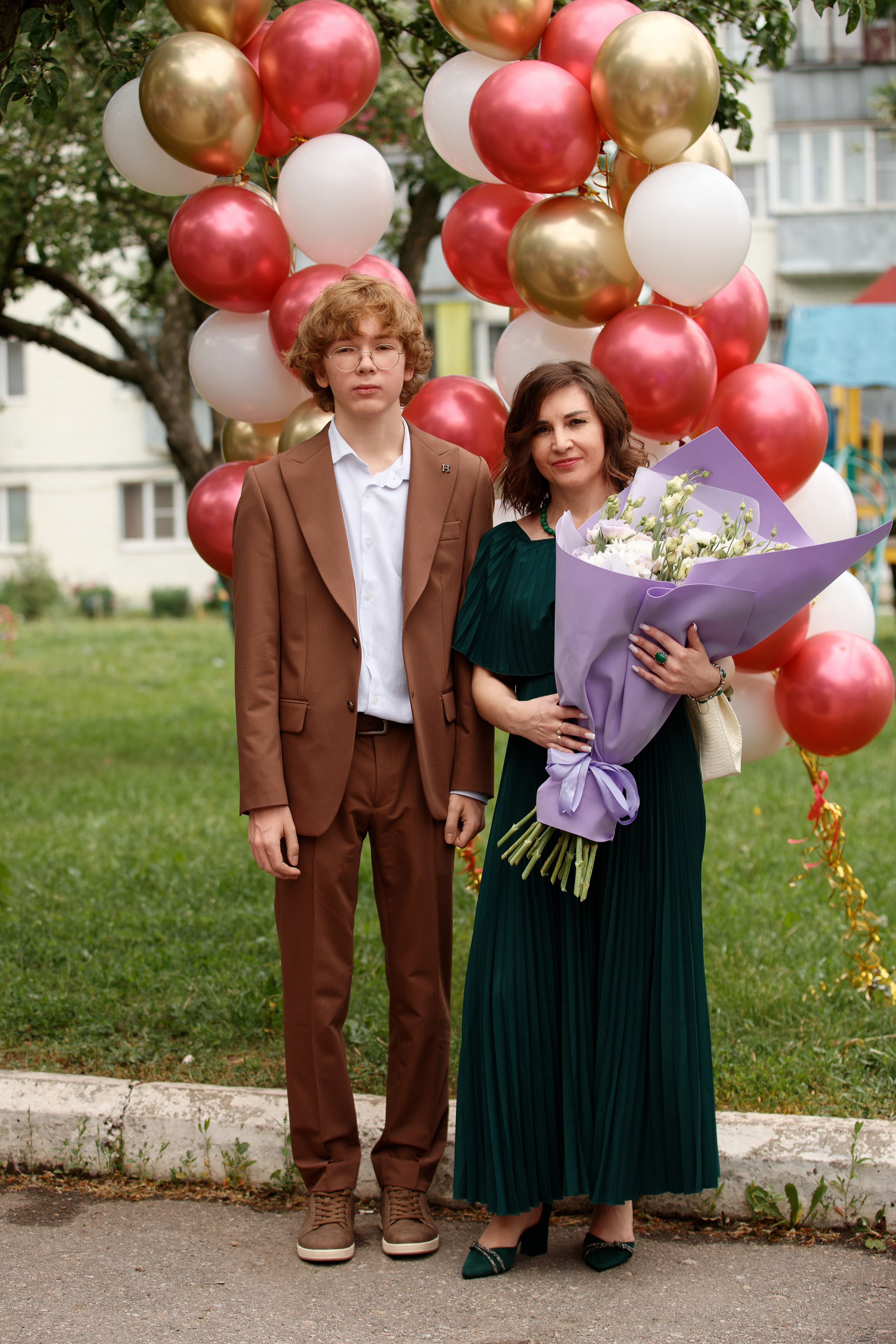 Вручение аттестатов Школа № 57. Семейный фотограф — Макс Белогрудов