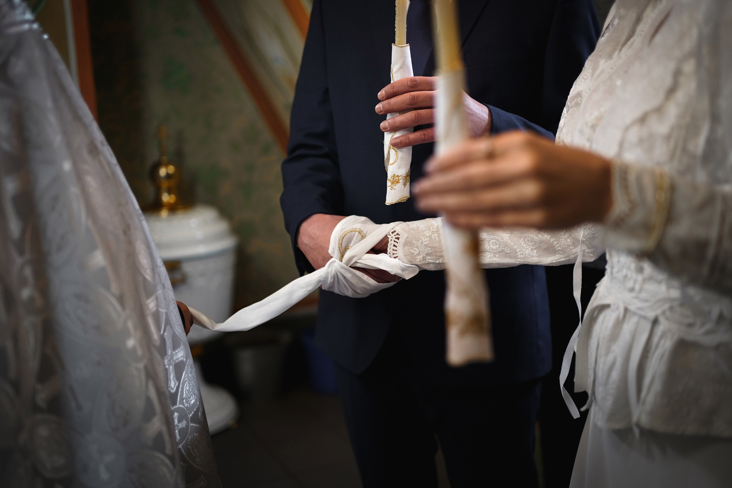 Венчание в Троицком храме. Свадебный фотограф в Ростове-на-Дону. Таинство Крещения и Венчания, семейные фотосессии. Алёна Чёботова