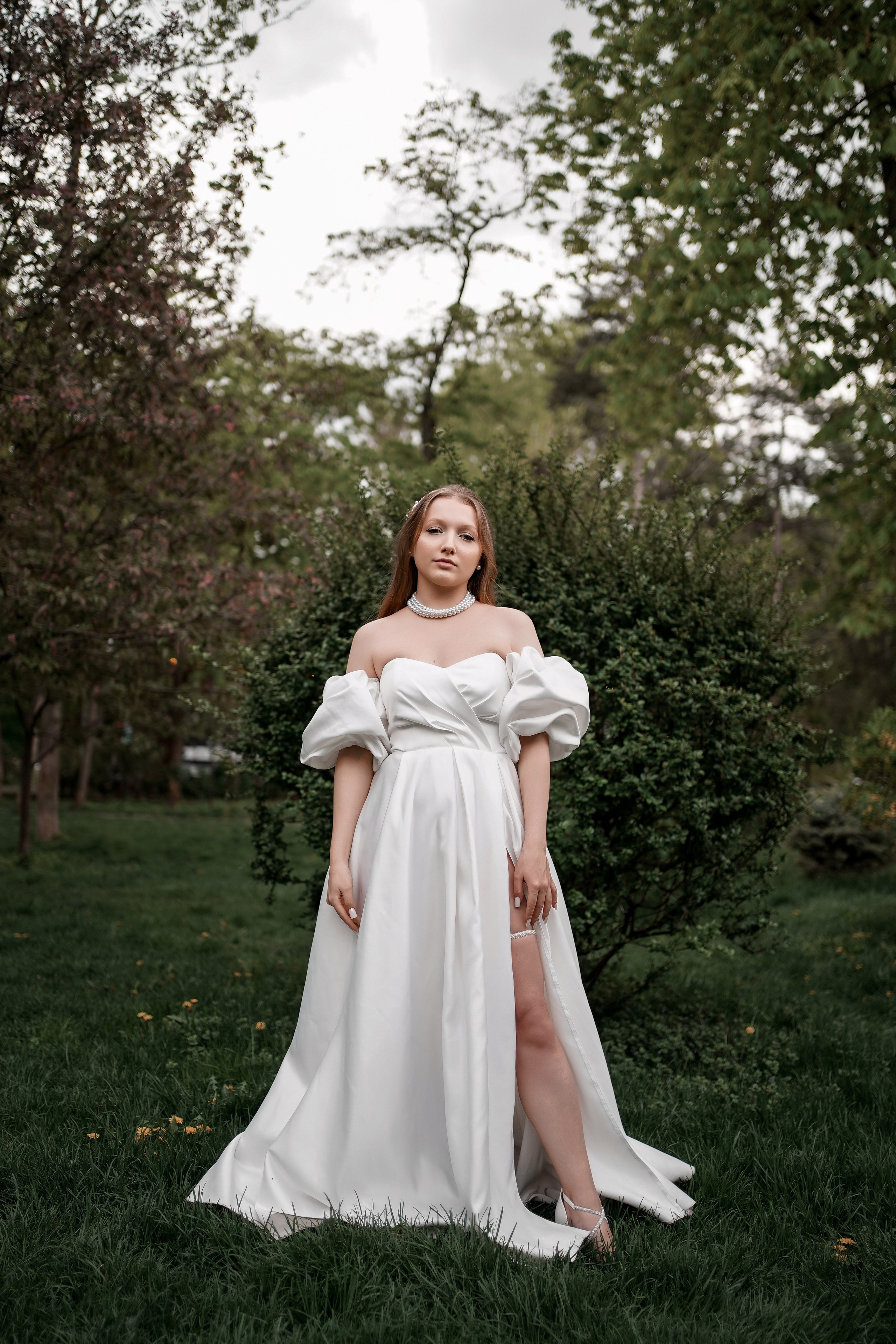 Свадебная прогулка Жанны и Рамиса в парке имени Октябрьской революции. Свадебный фотограф в Ростове-на-Дону. Таинство Крещения и Венчания, семейные фотосессии. Алёна Чёботова