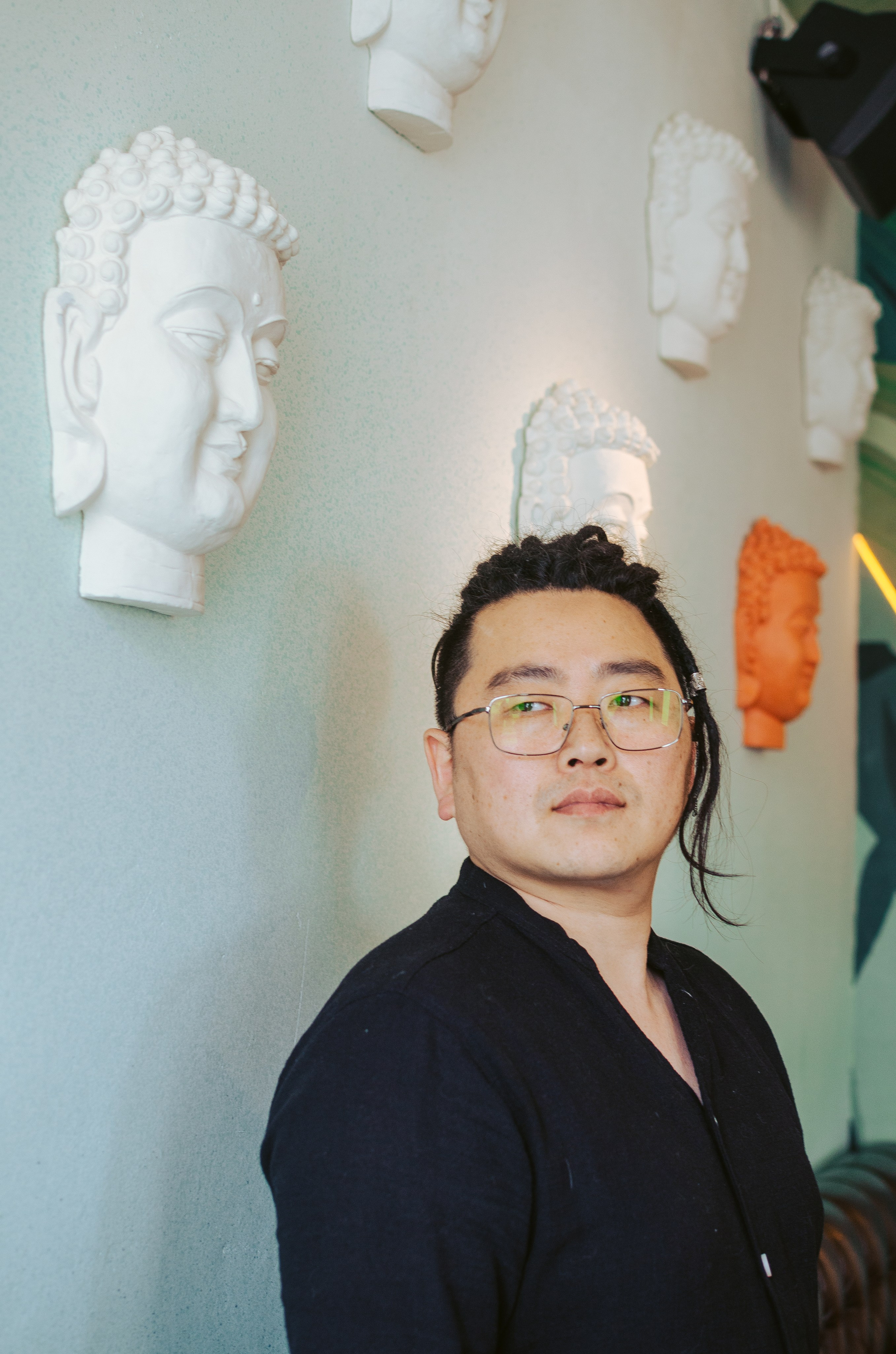 Анатолий. КВЭЛ — Кто Все Эти Люди