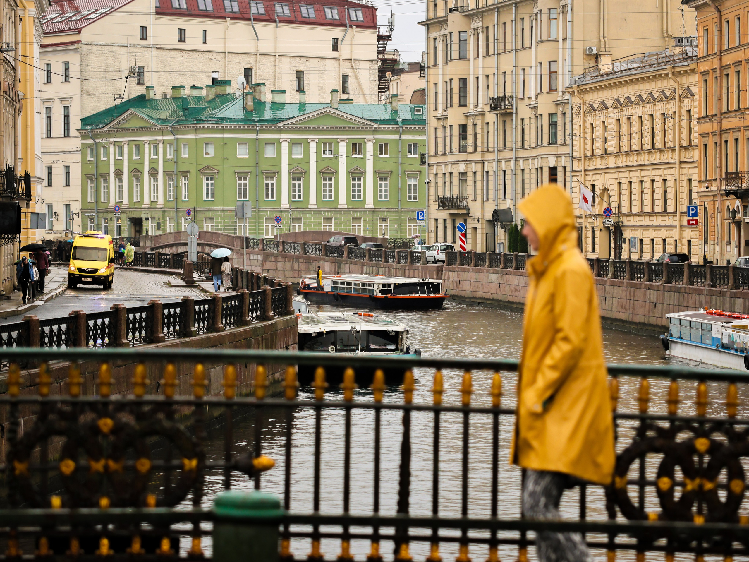 Город, деревня, улицы, дома…жизнь. Фотограф портретист в Санкт Петербурге Дроздова Алла