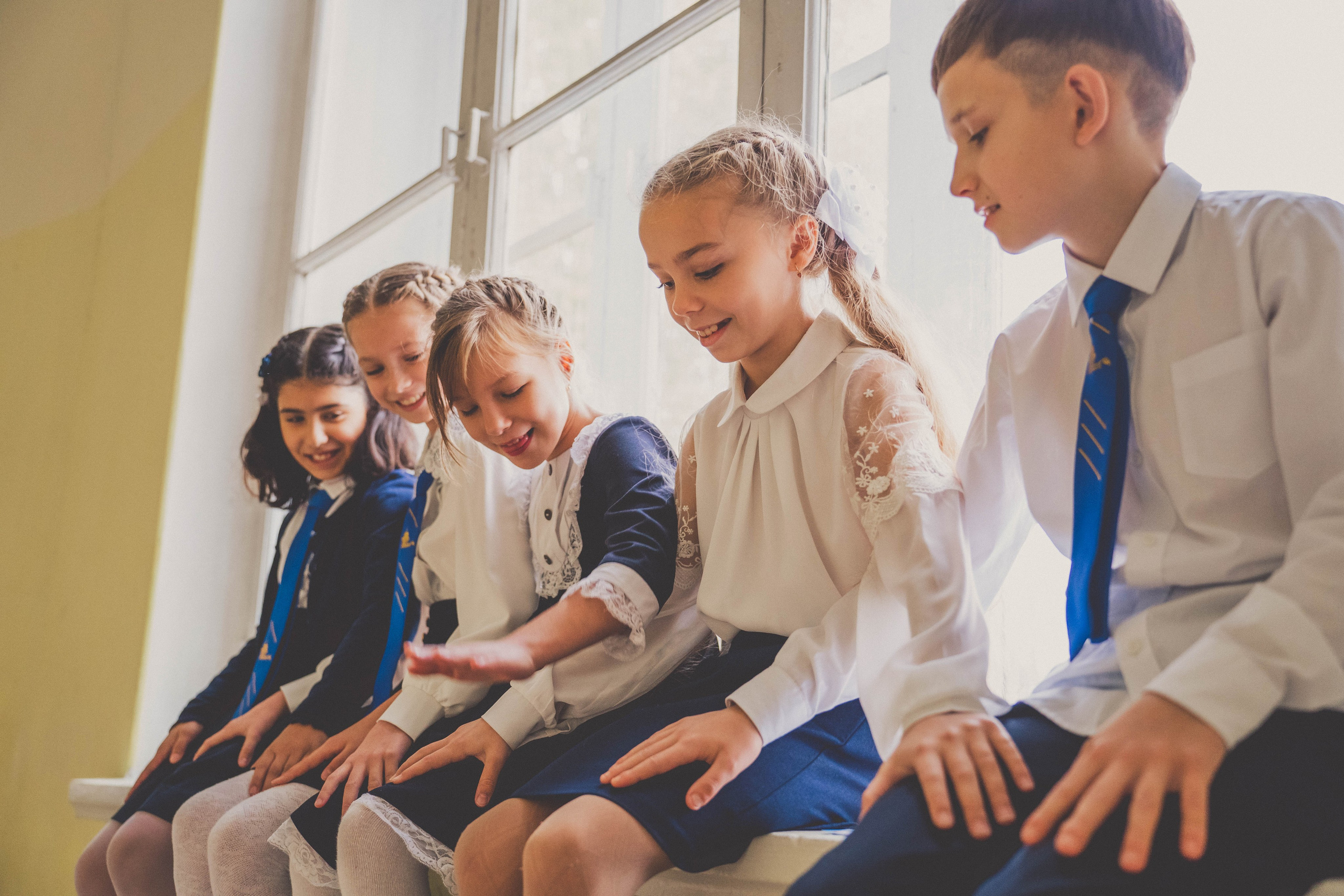 Классбук Гимназия 32 Иваново. Ирина Коновалова школьный фотограф. Выпускные альбомы Ярославль