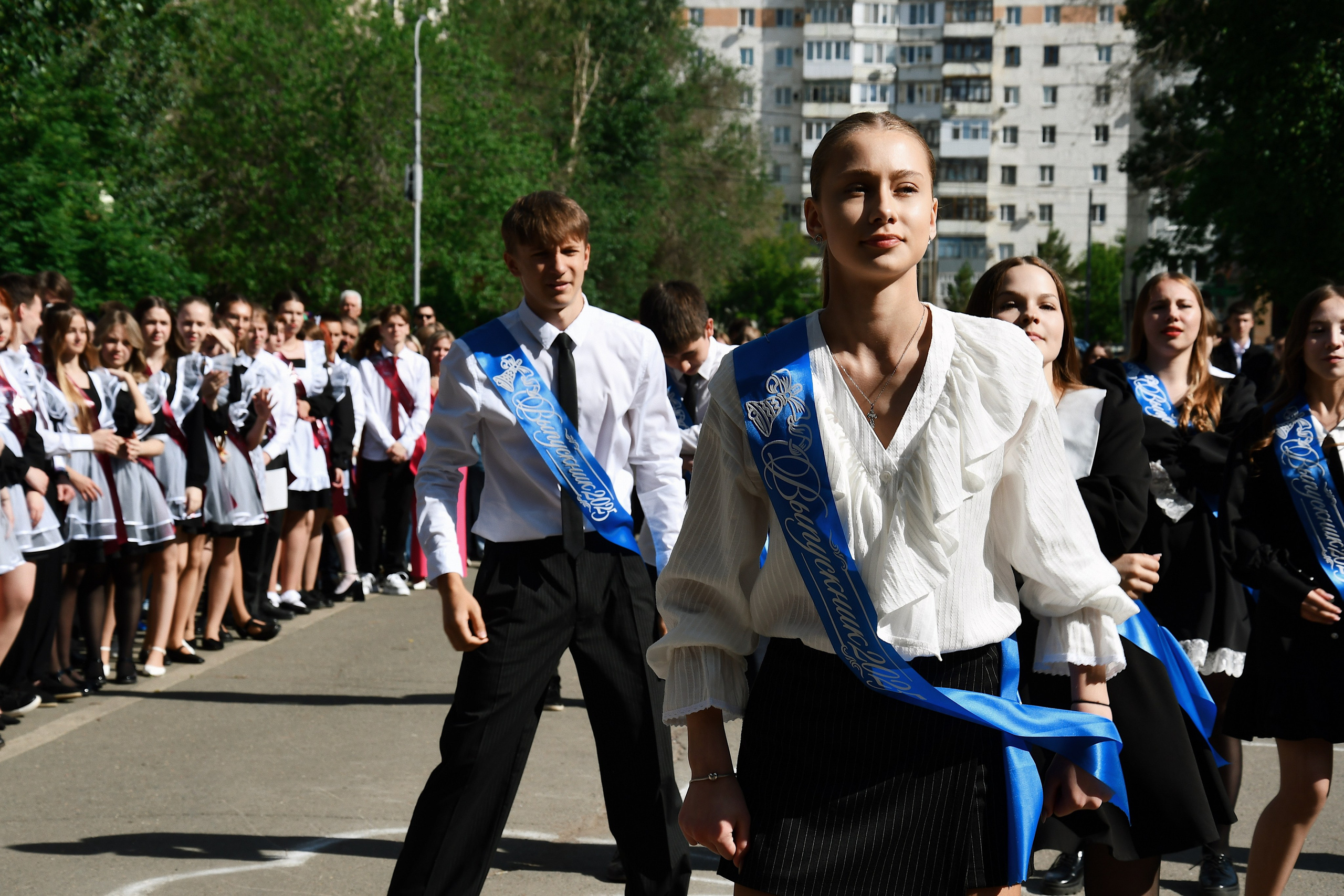 Линейка Гимназия Nº3. Фотограф Оренбург I Кристина Подольская