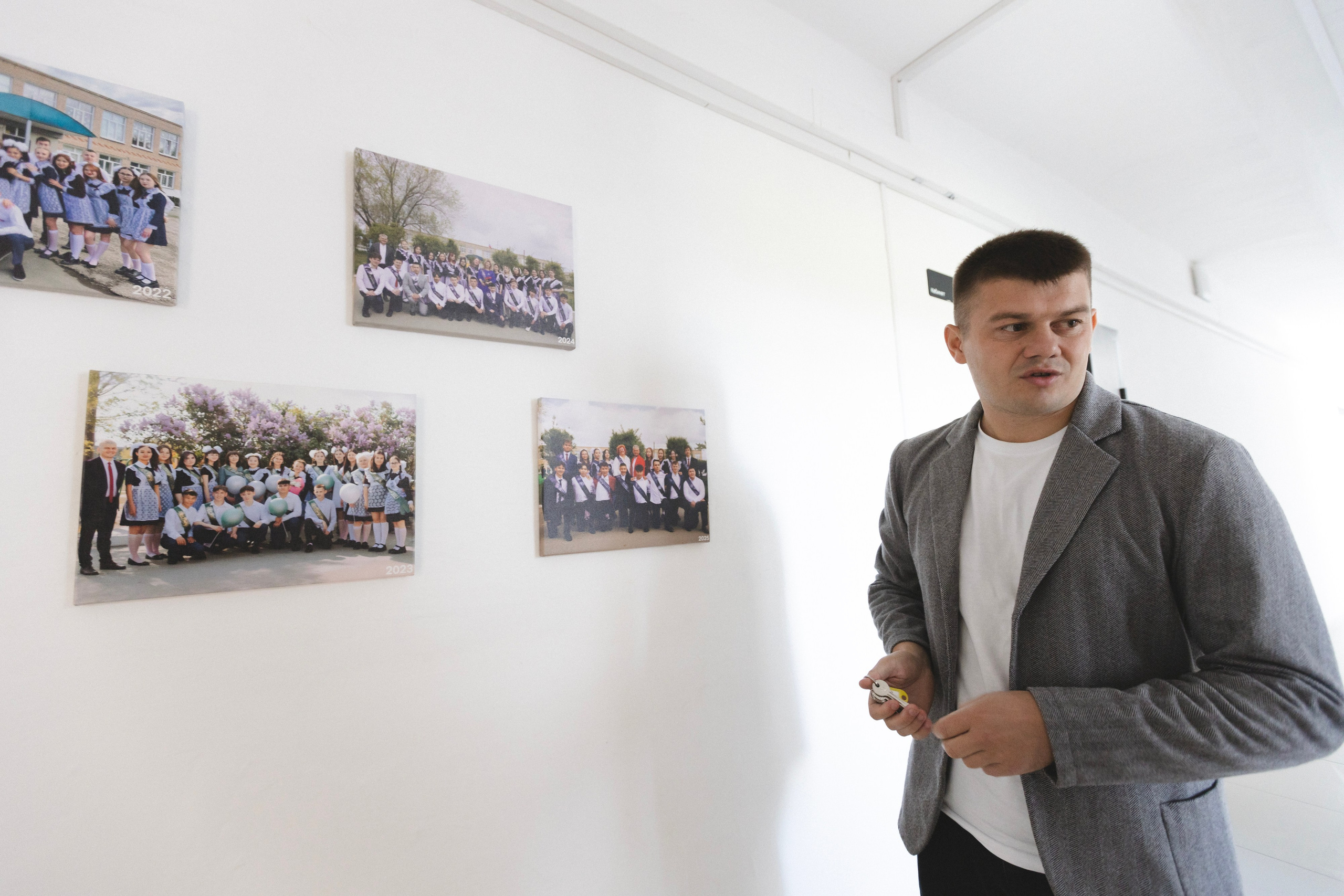 Андрей Саломатин. Директор сельской школы. Репортажный фотограф Наталья Лапцевич