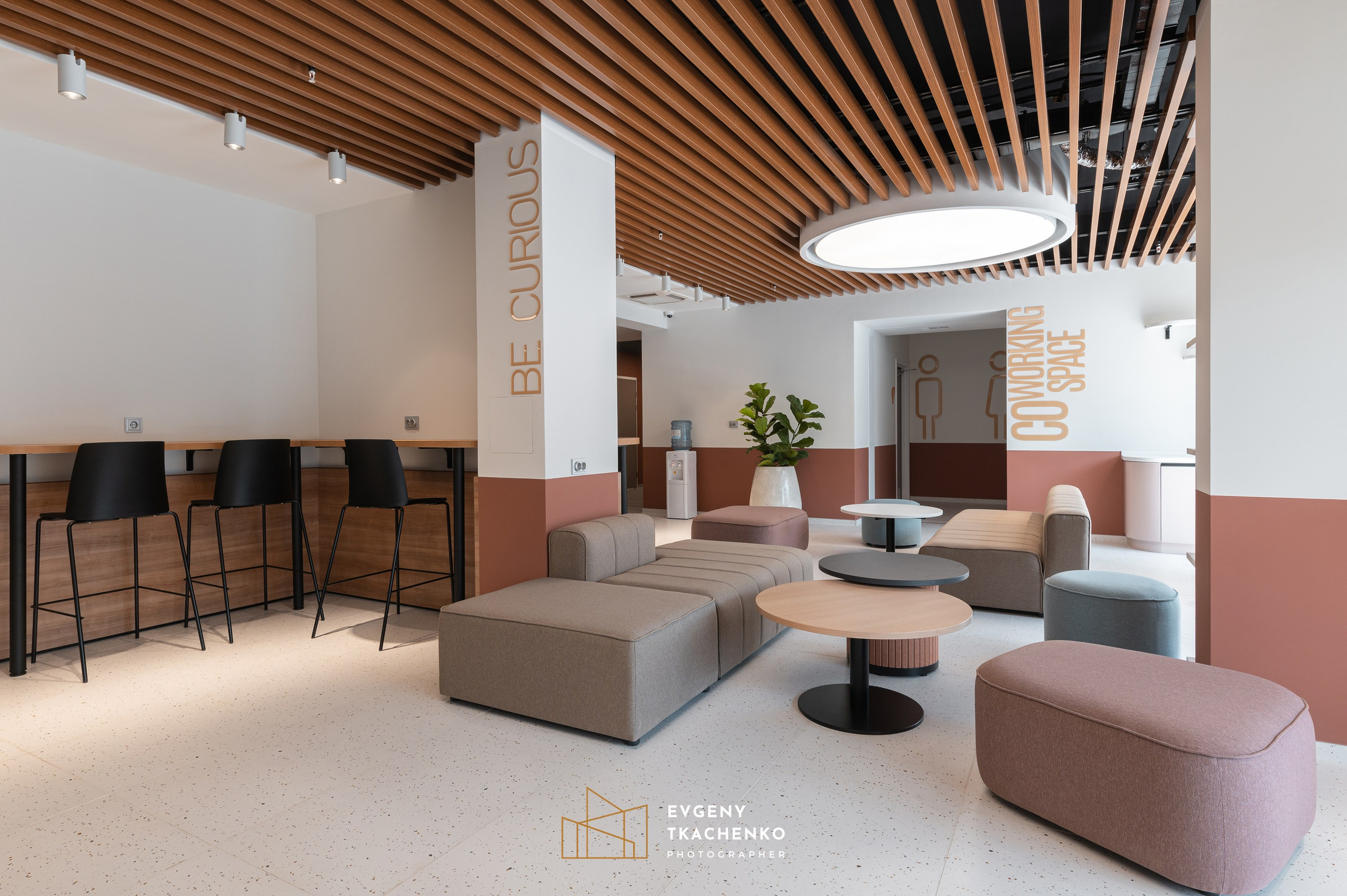 Общежитие университета NarXoz в Алматы. Архитектурный и интерьерный фотограф в Казахстане