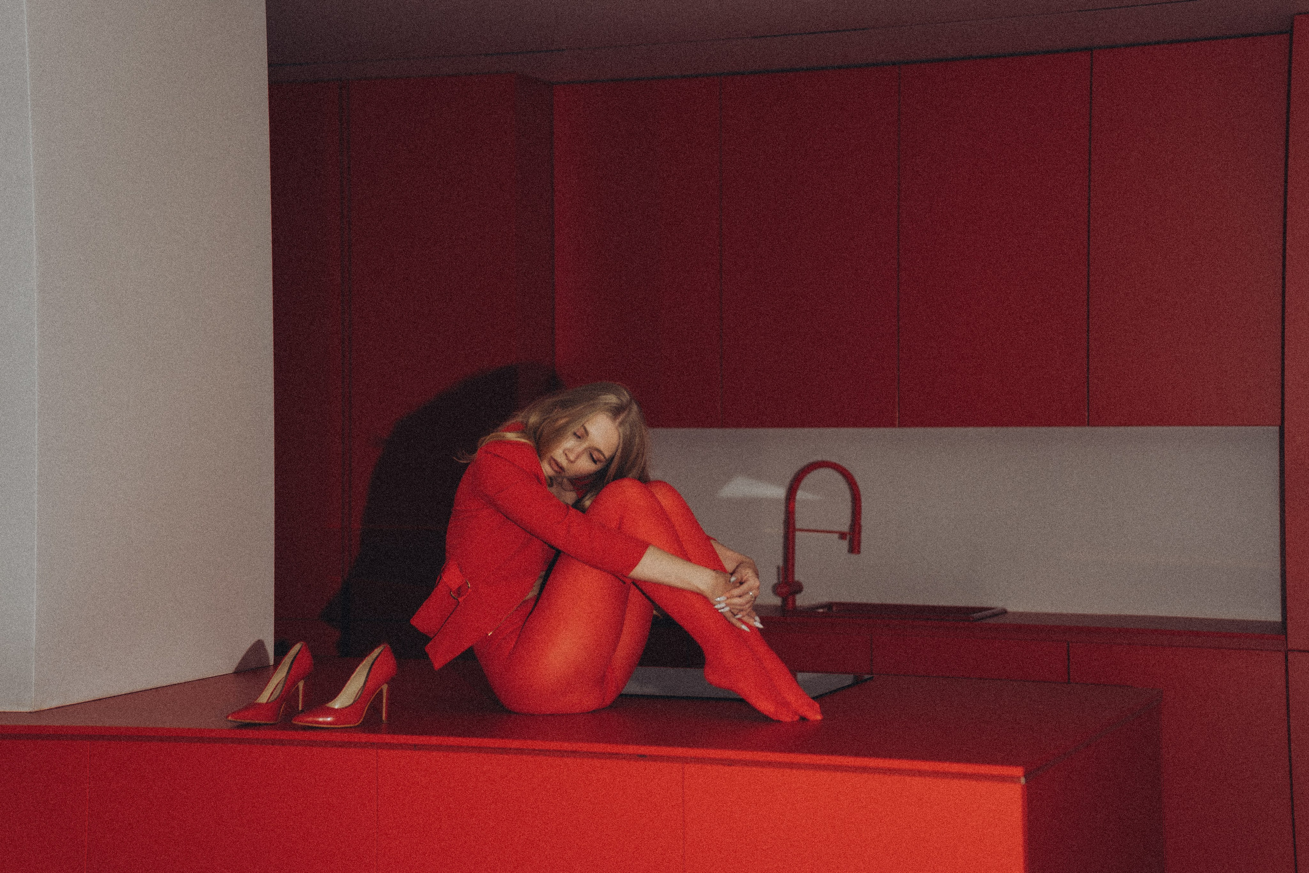 ФОТОСЕССИЯ К НОВОМУ ГОДУ В СТУДИИ С ЕЛОЧКОЙ КРАСИВЫЙ ОБРАЗ. Профессиональный фотограф, Санкт-Петербург — Виктория Богомолова