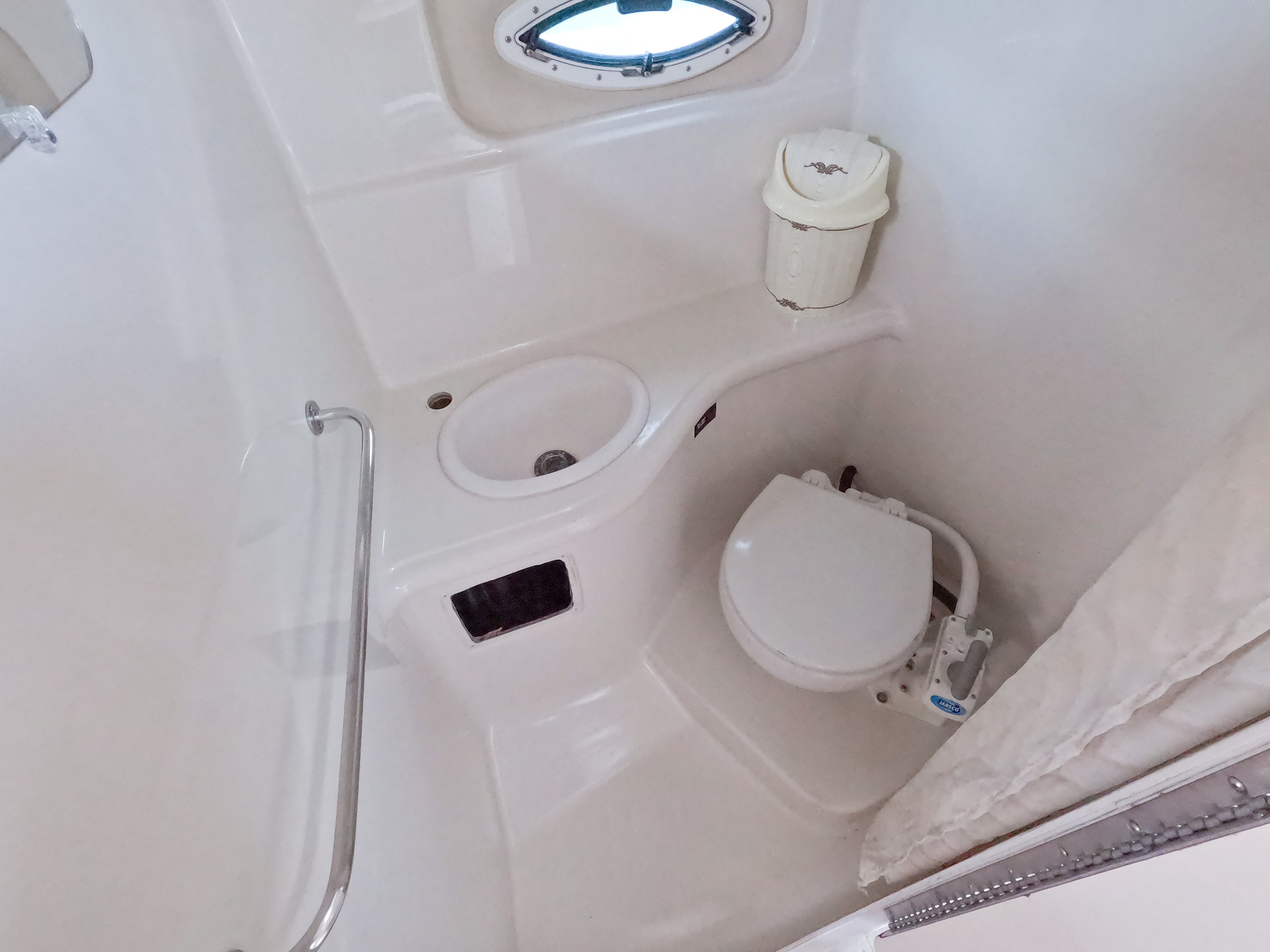 Катер Грейс Аренда Яхты в Сочи Яхтанаморе YACHTANAMORE