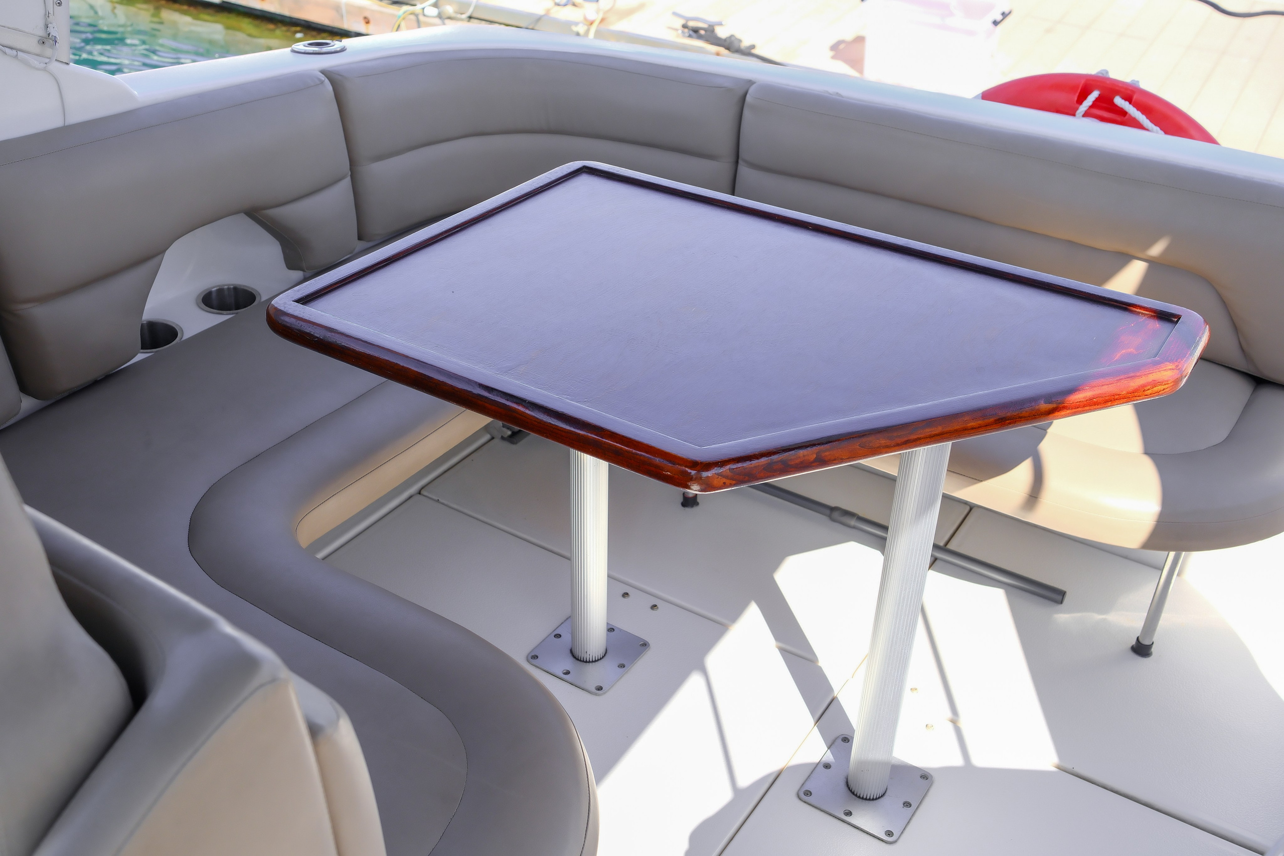 Катер Визит Аренда Яхты в Сочи Яхтанаморе YACHTNAMORE