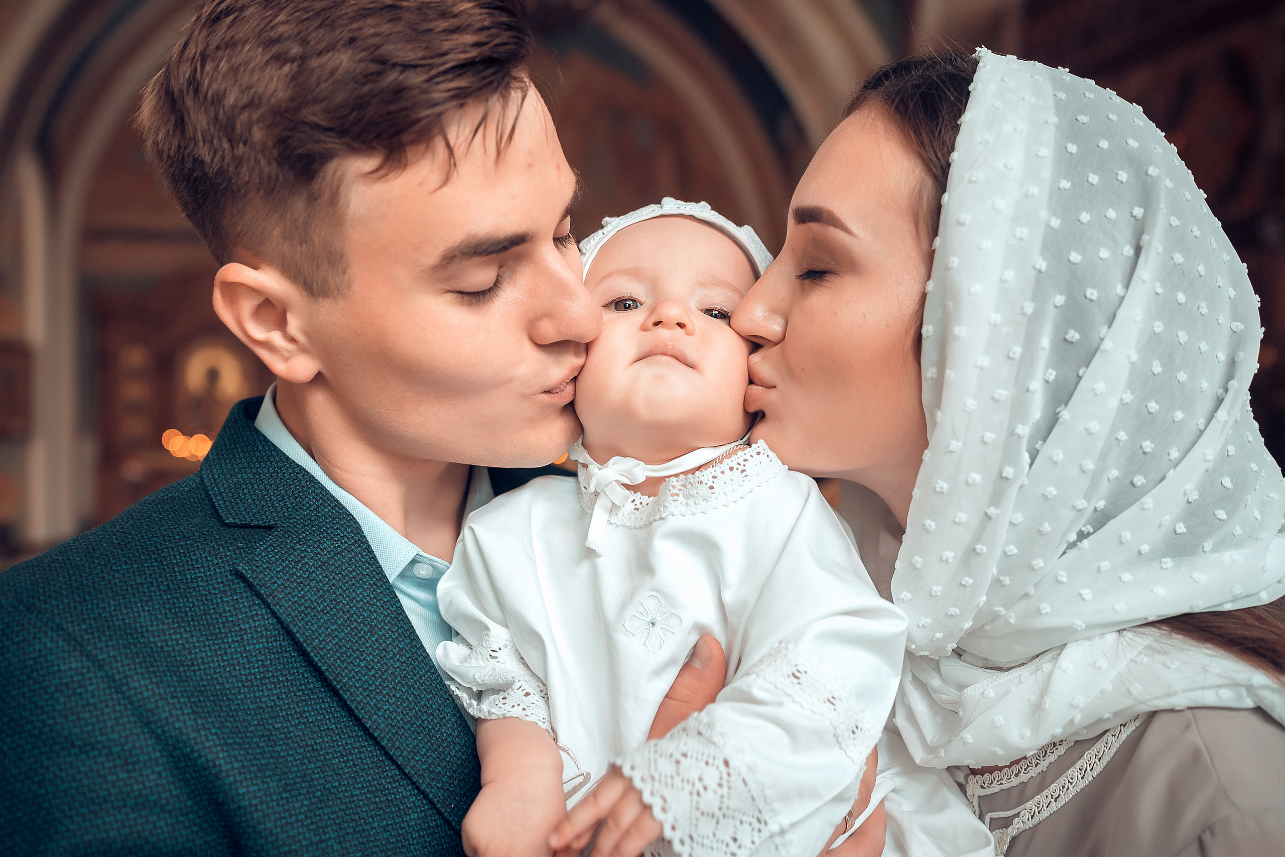 Крещение ребенка в Красноярске, Иоанна Предтечи. Фотограф на Крещение и Венчание в Красноярске Рамазанова Юлия