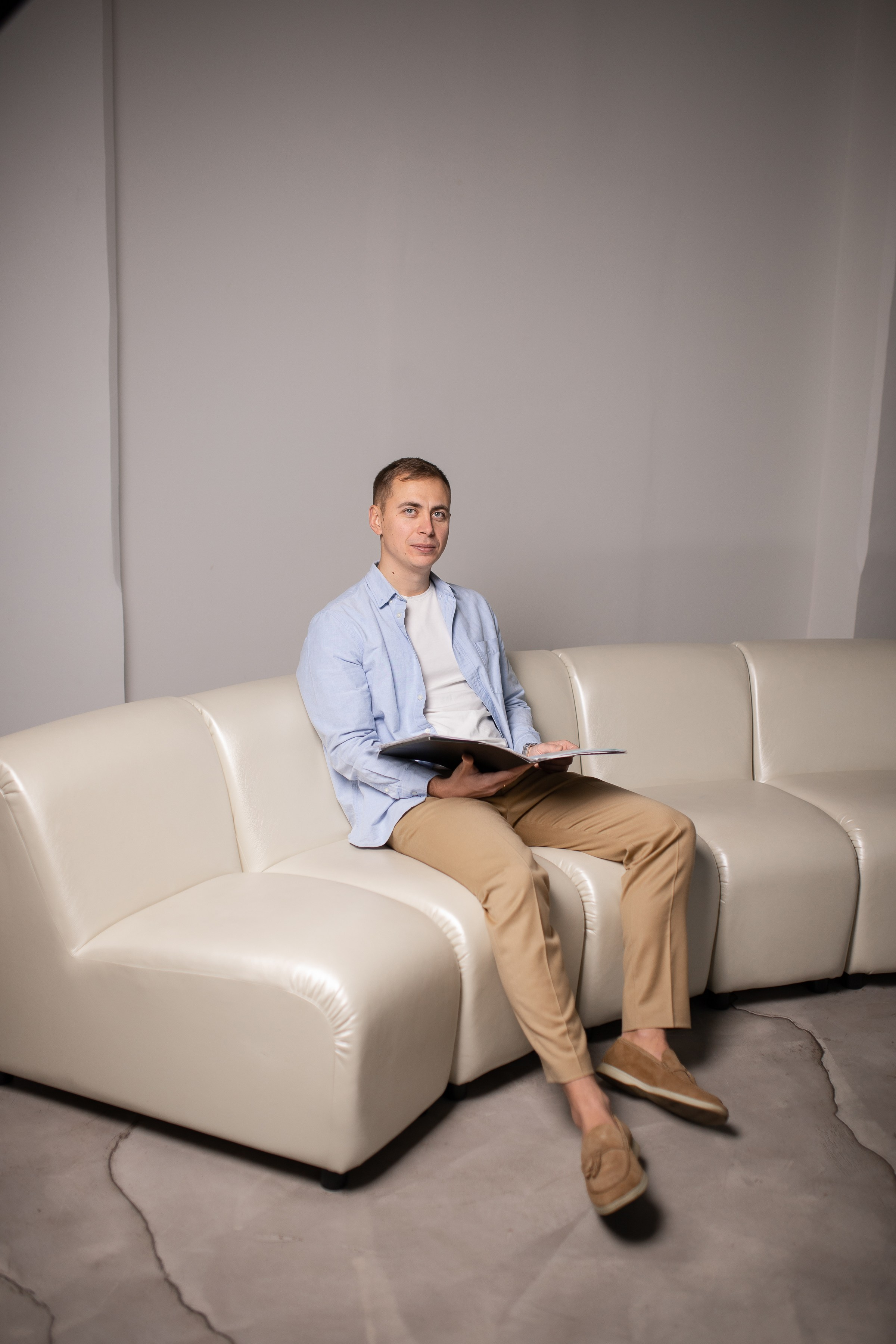 Ян строитель. Фотограф Санкт-Петербург Раднаева Юлия