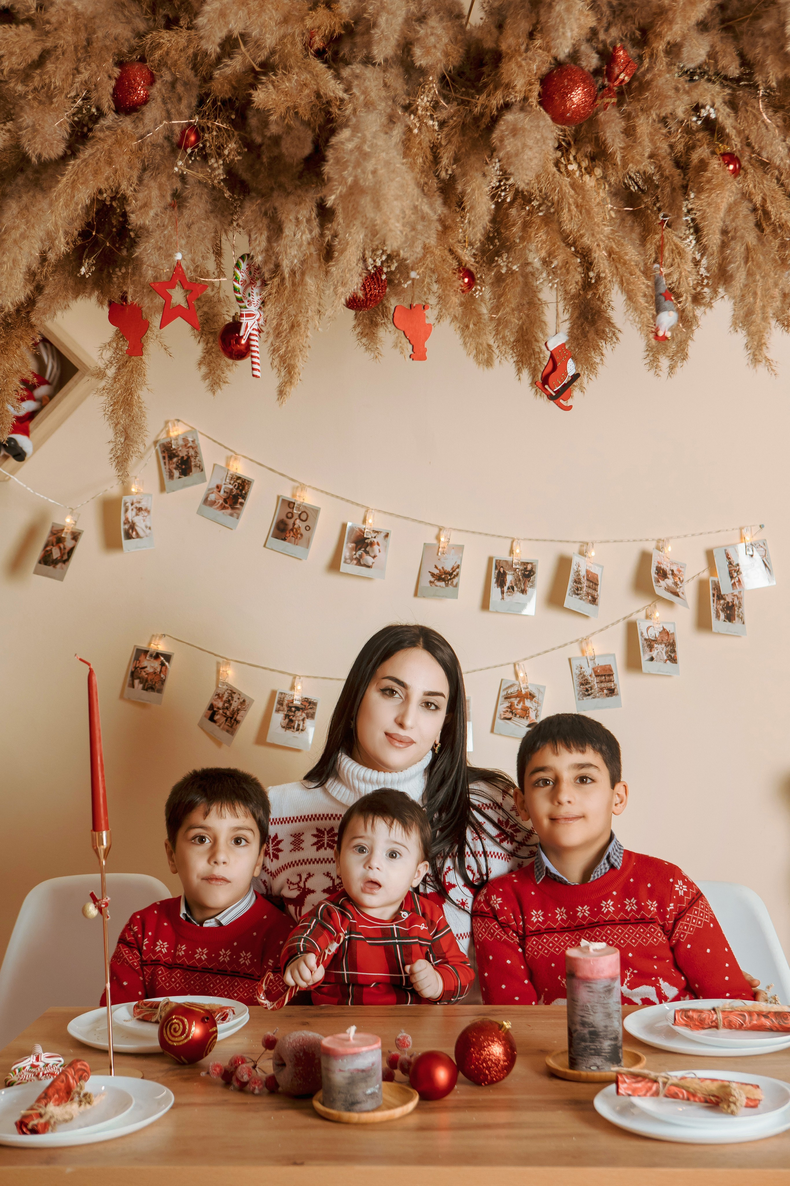 Зухра с детками. Свадебный и семейный фотограф в Каспийске Алёна Нурмагомедова