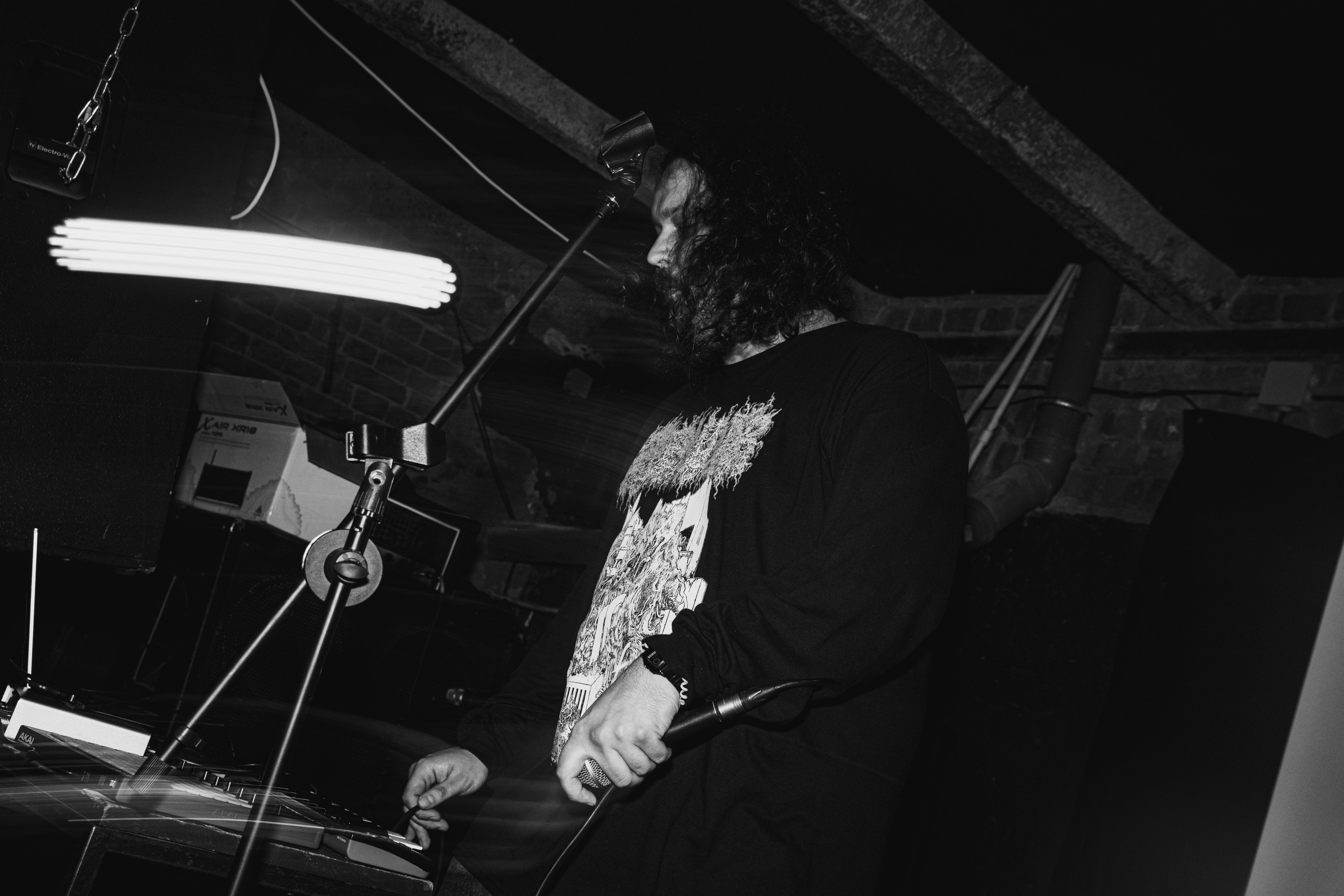 Lowfloor & Smyčka & Supruga 30.10.2025. Репортажный фотограф в Москве Legiodot