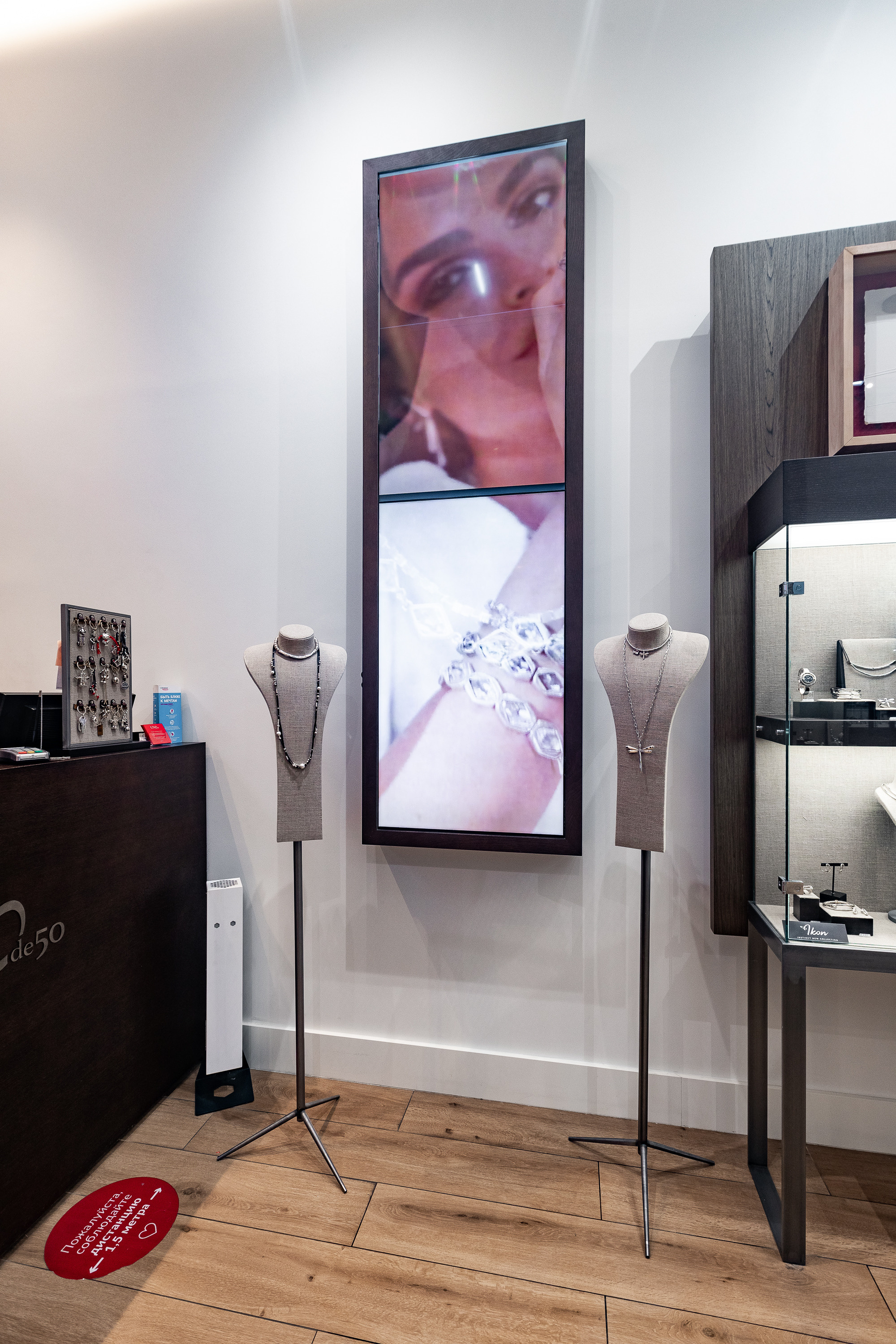 UnoDe50. Интерьерный фотограф в Москве Роман Потапов